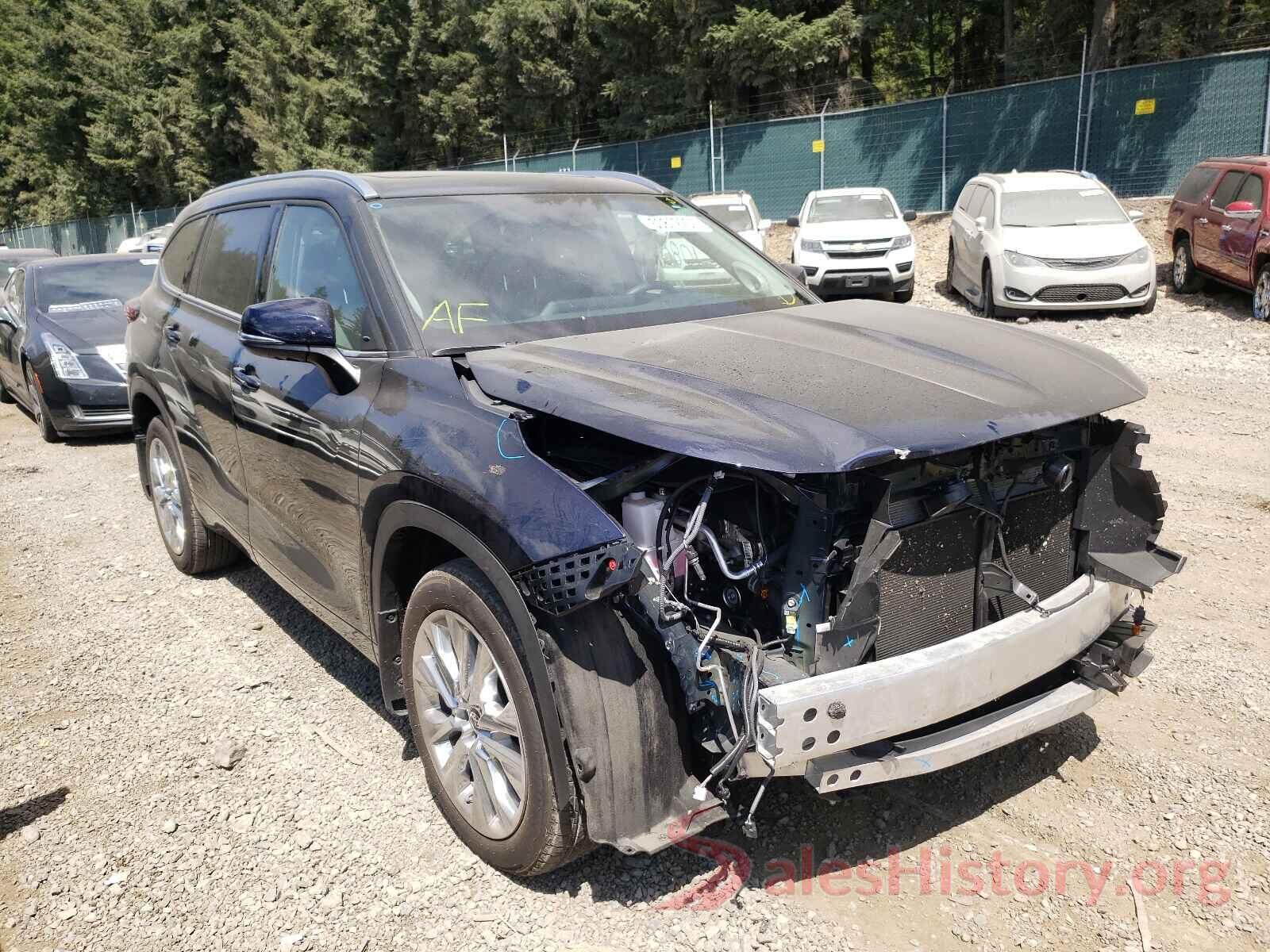 5TDDZRBH9LS045888 2020 TOYOTA HIGHLANDER