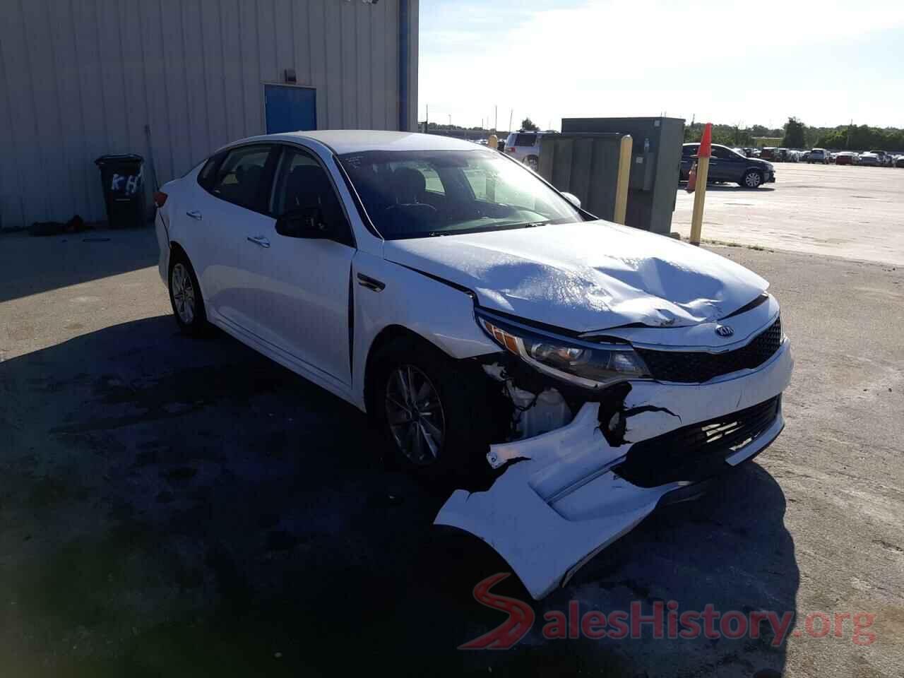 5XXGT4L30JG232360 2018 KIA OPTIMA