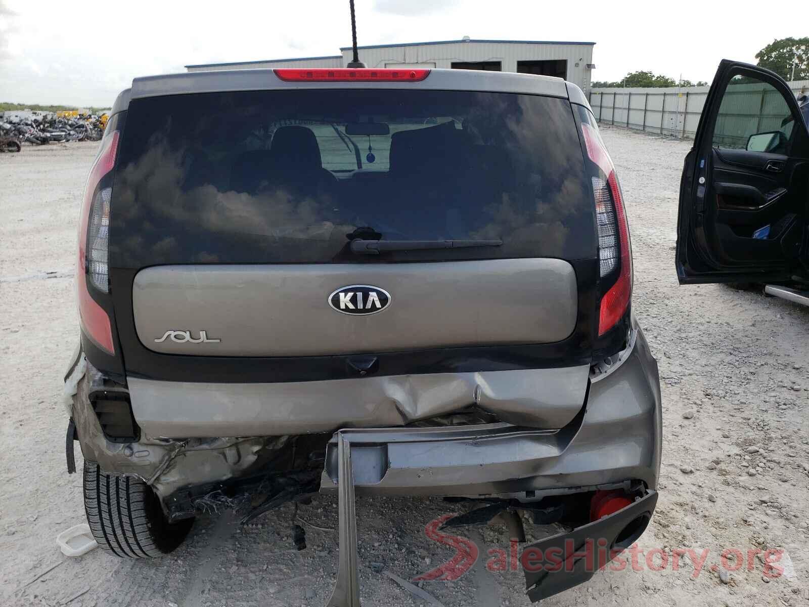 KNDJN2A29J7567608 2018 KIA SOUL