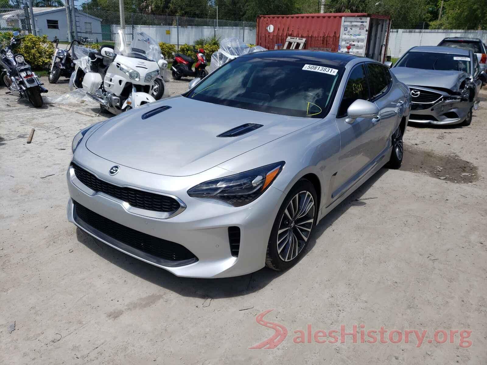 KNAE25LA3J6017467 2018 KIA STINGER