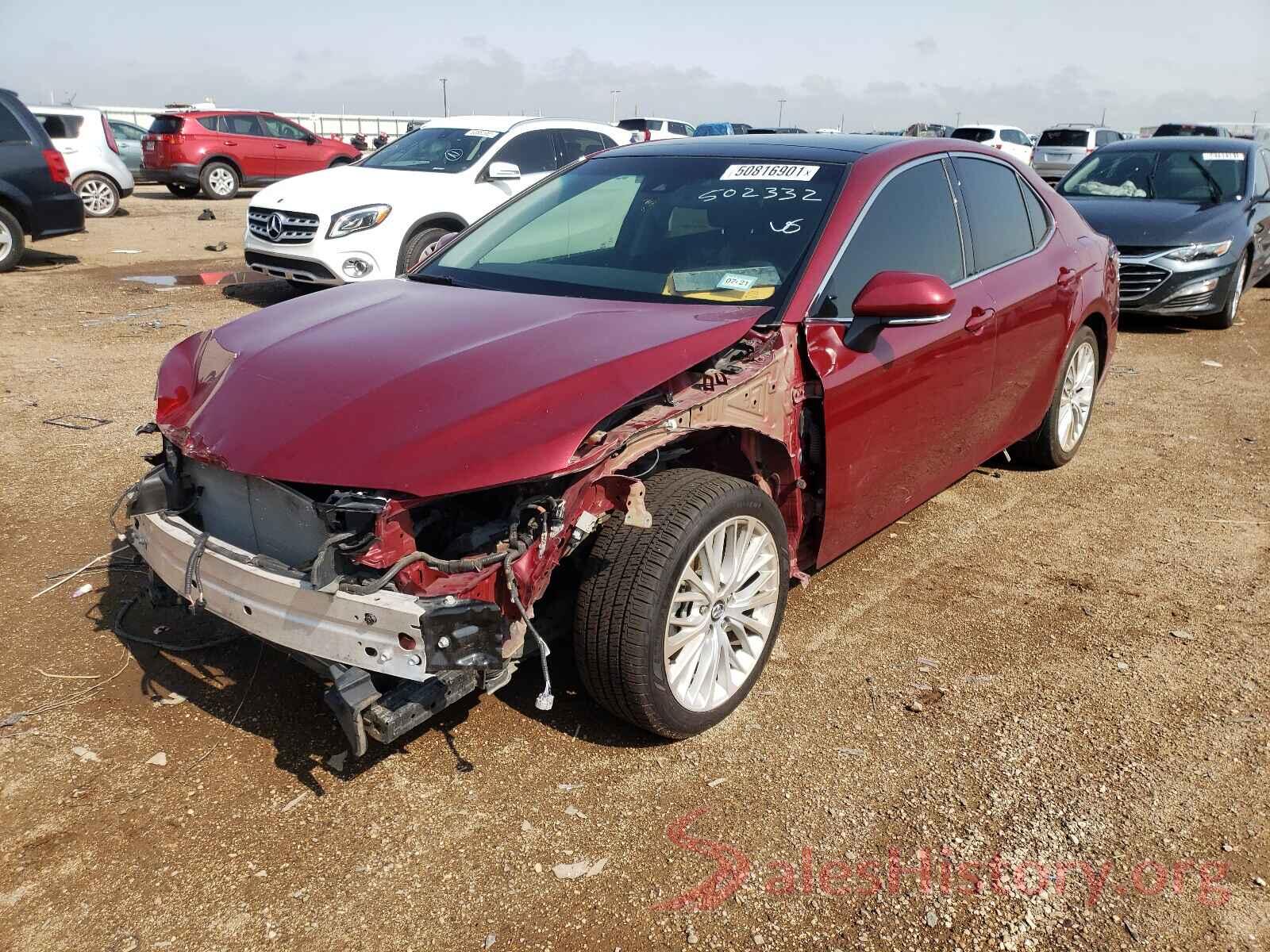 4T1B11HK3JU502332 2018 TOYOTA CAMRY