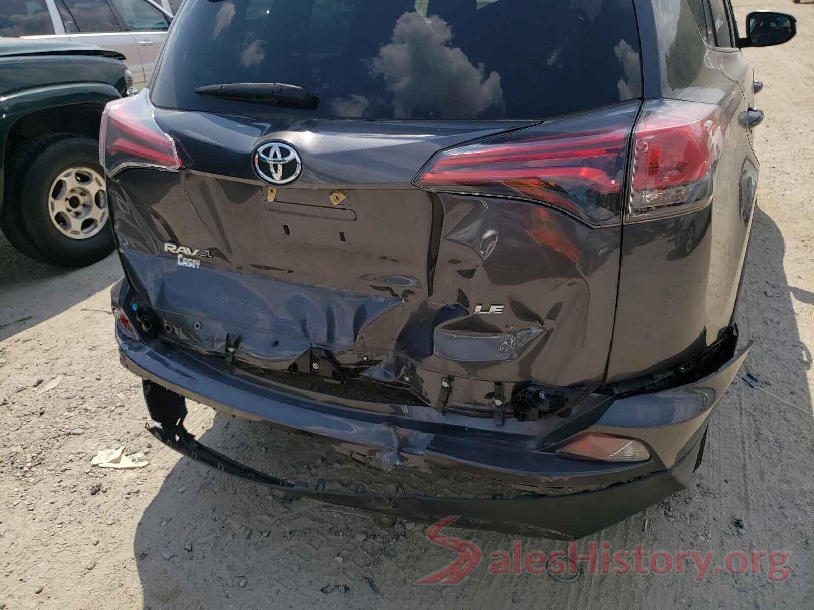 2T3ZFREV8JW427583 2018 TOYOTA RAV4