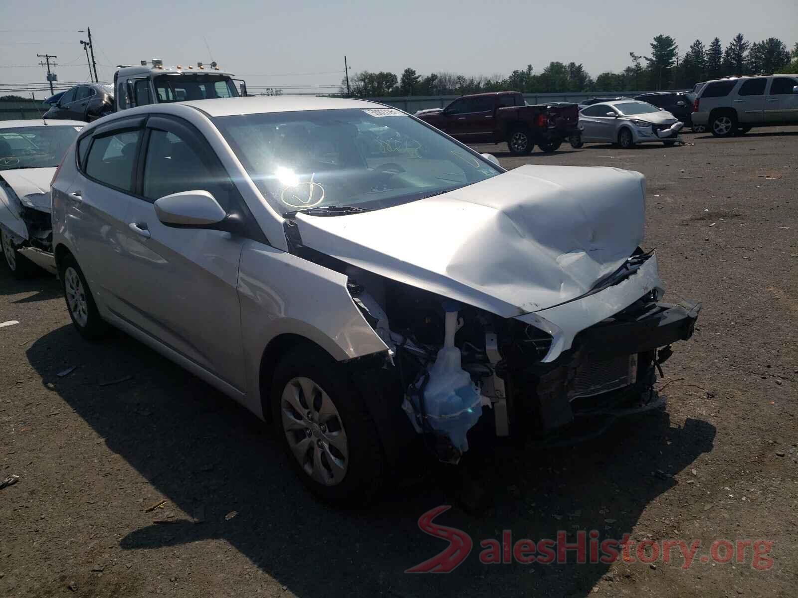 KMHCT5AE0HU312556 2017 HYUNDAI ACCENT