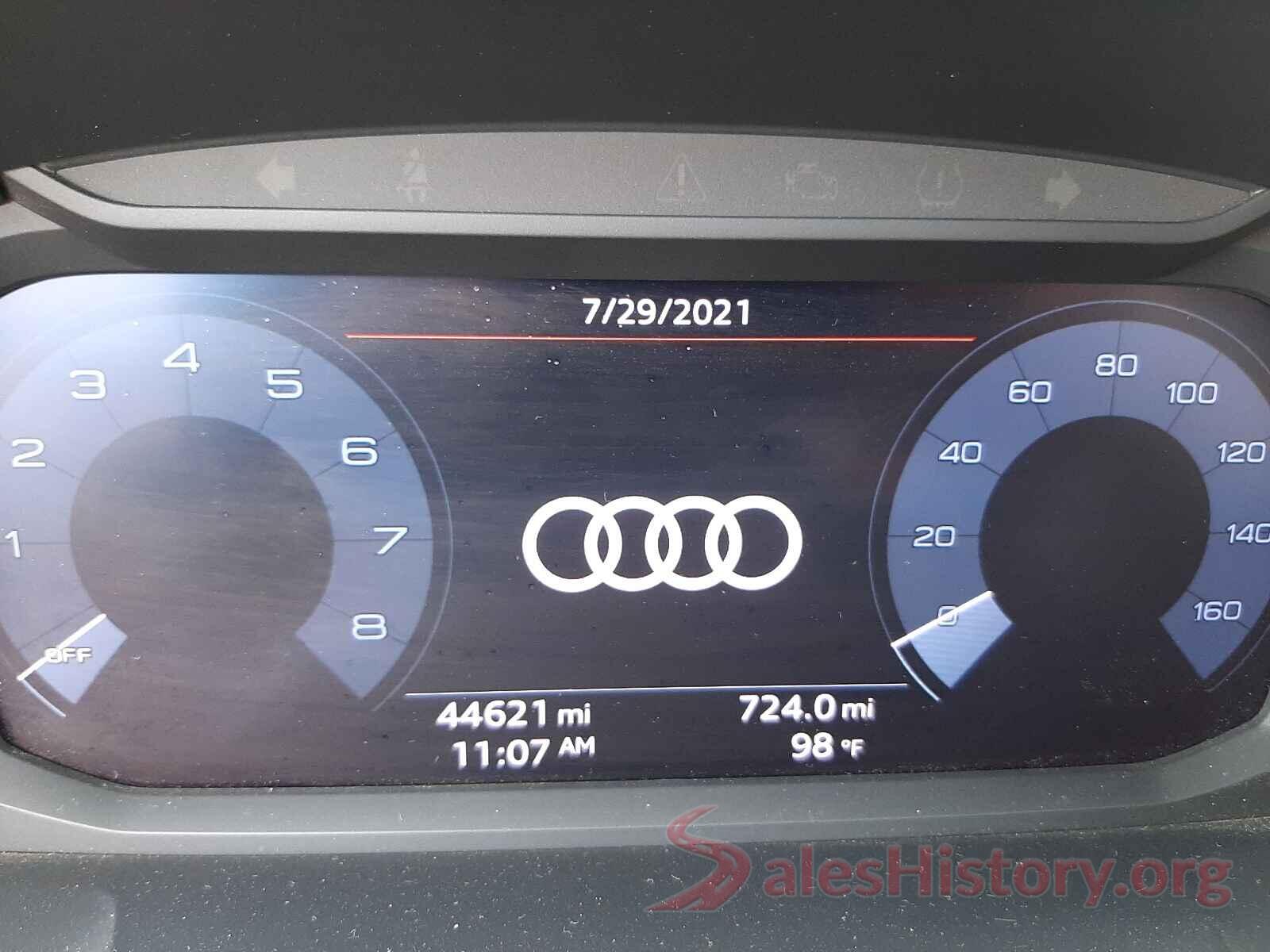 WA1AECF32K1078697 2019 AUDI Q3