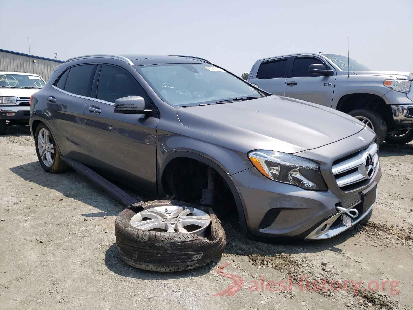 WDCTG4GB3HJ311560 2017 MERCEDES-BENZ GLA-CLASS