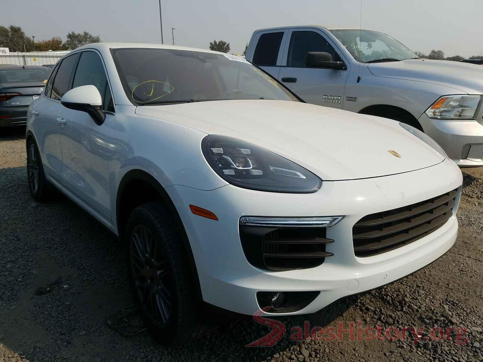 WP1AB2A2XJLA61185 2018 PORSCHE CAYENNE