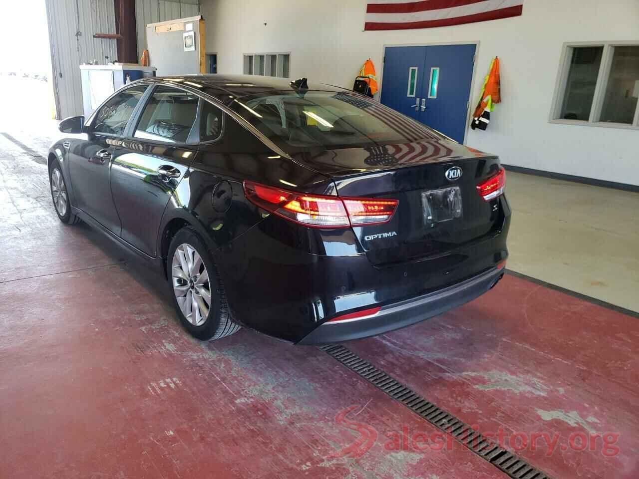 5XXGT4L30JG227952 2018 KIA OPTIMA