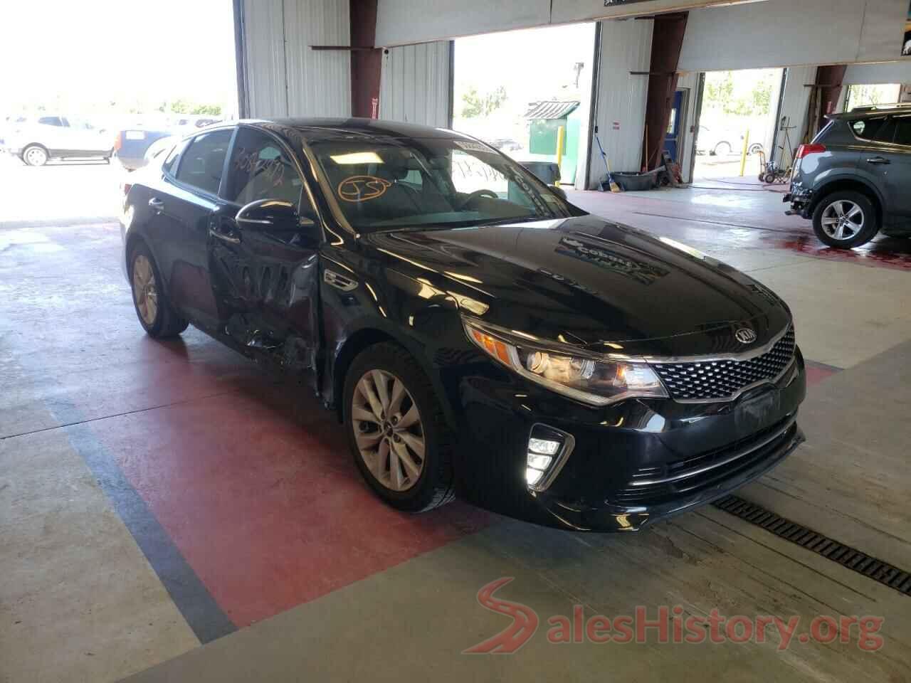 5XXGT4L30JG227952 2018 KIA OPTIMA