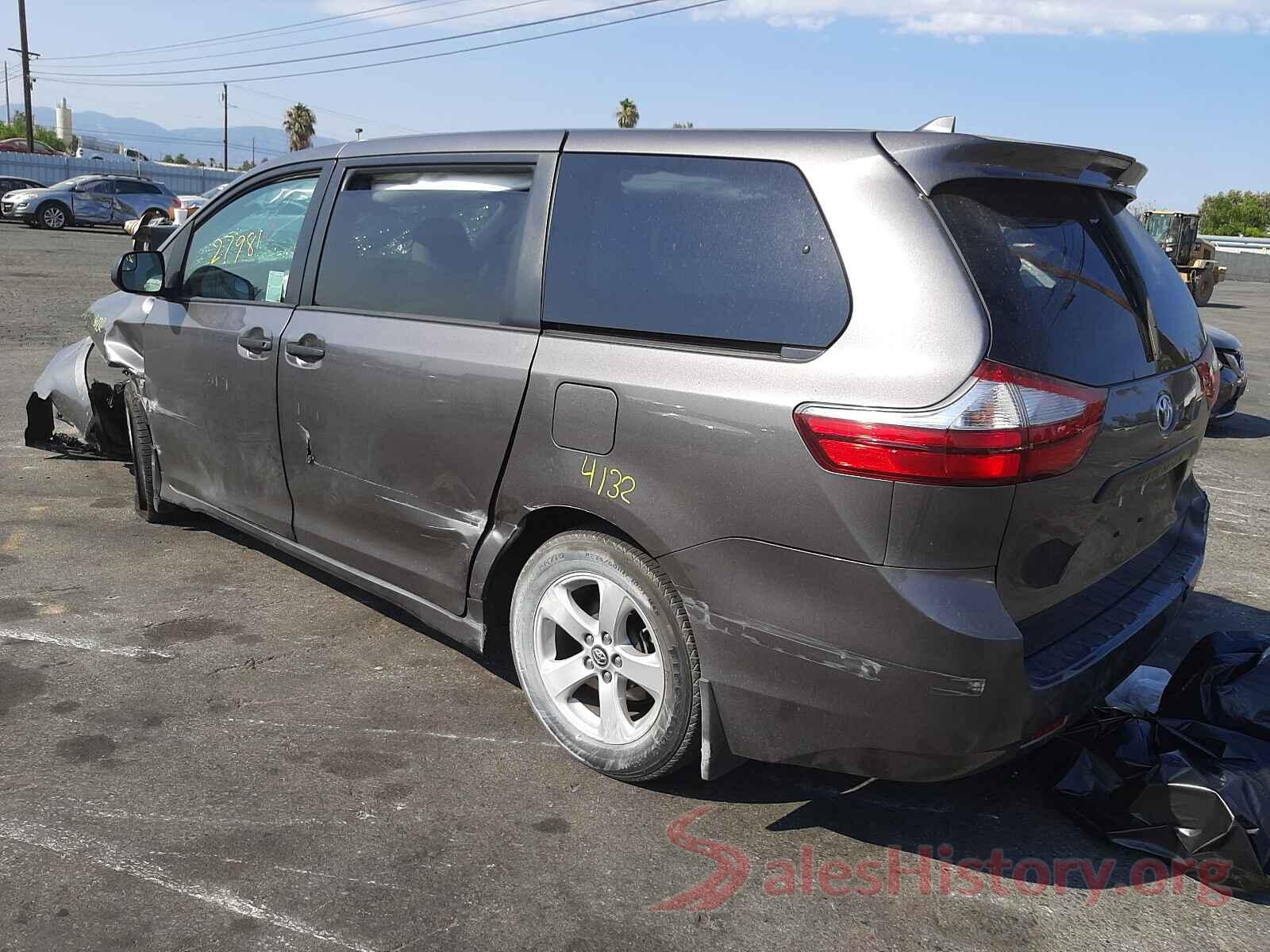 5TDZZ3DC2KS982892 2019 TOYOTA SIENNA