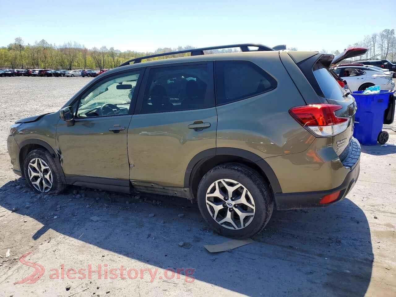 2023 SUBARU FORESTER VIN JF2SKAEC3PH401499, front view