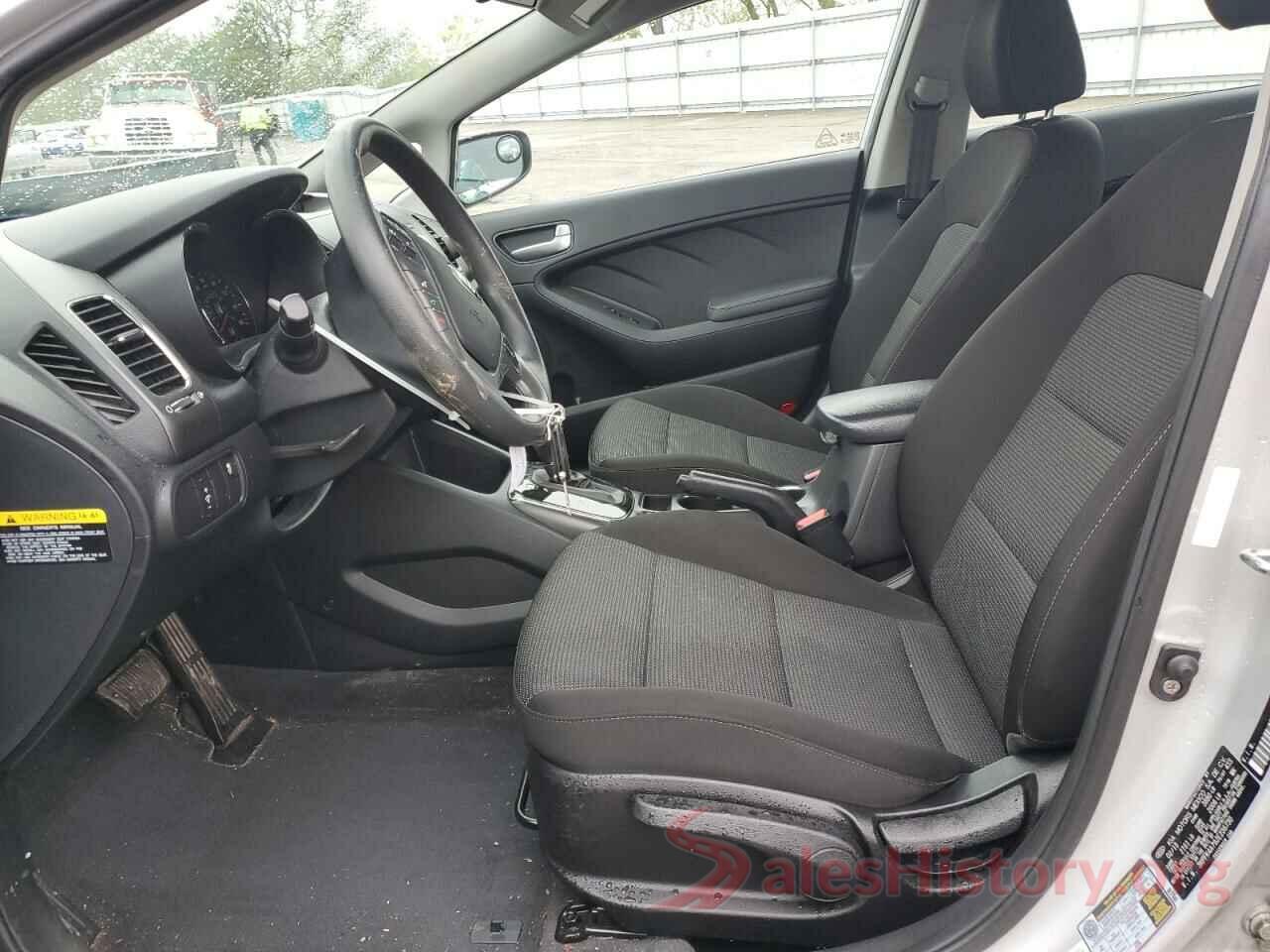 3KPFK4A79JE236730 2018 KIA FORTE