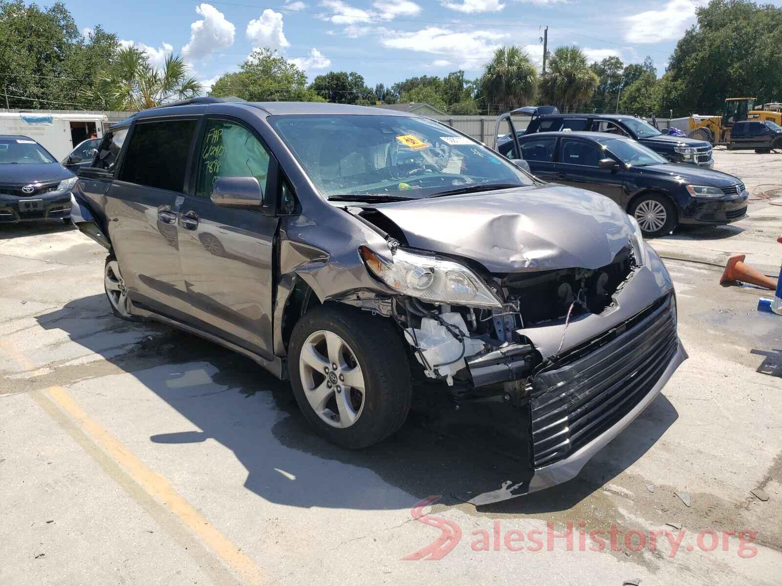 5TDKZ3DC6JS909525 2018 TOYOTA SIENNA