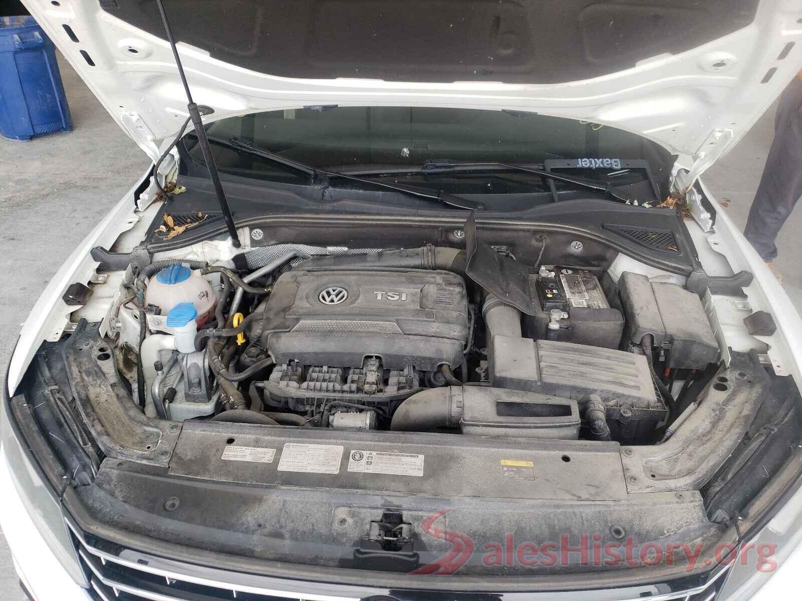 1VWAT7A30HC048750 2017 VOLKSWAGEN PASSAT