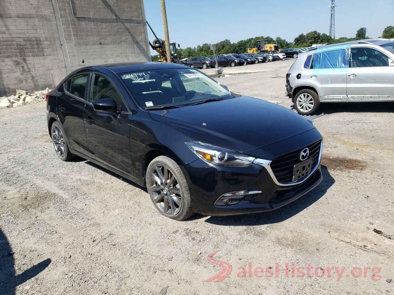 3MZBN1W36JM163457 2018 MAZDA 3