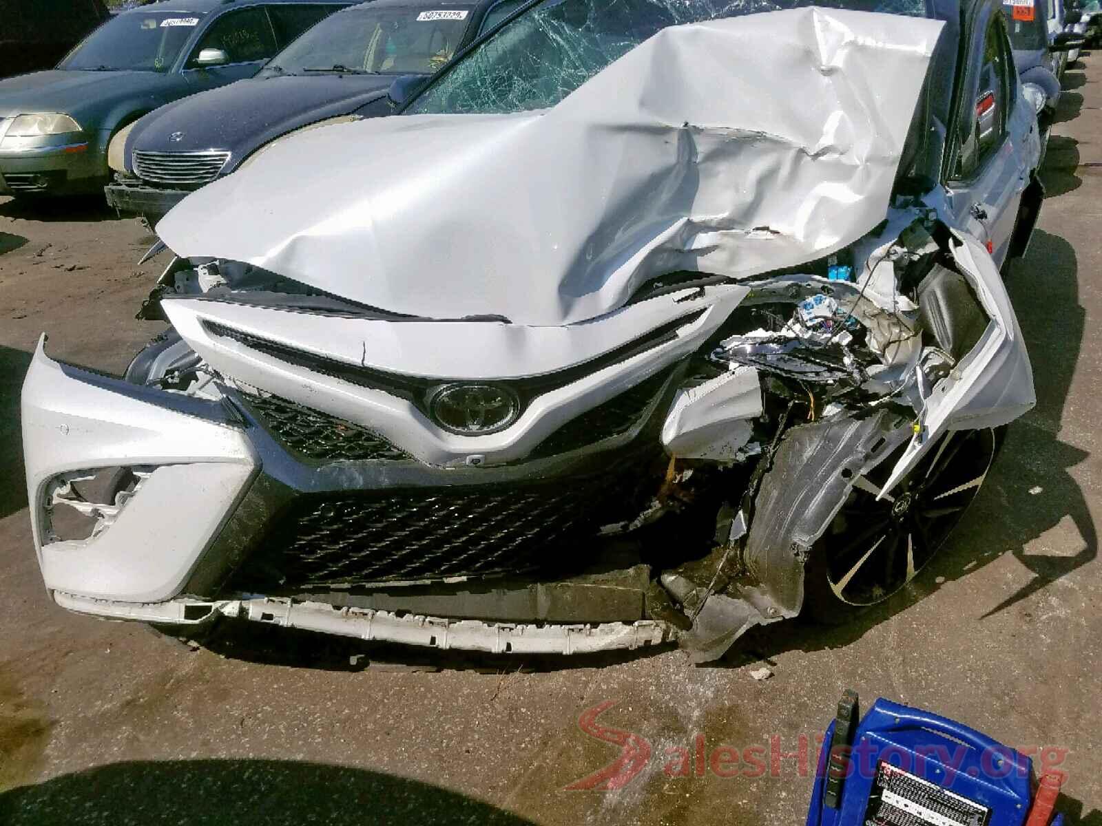 4T1BZ1HK8JU006175 2018 TOYOTA CAMRY