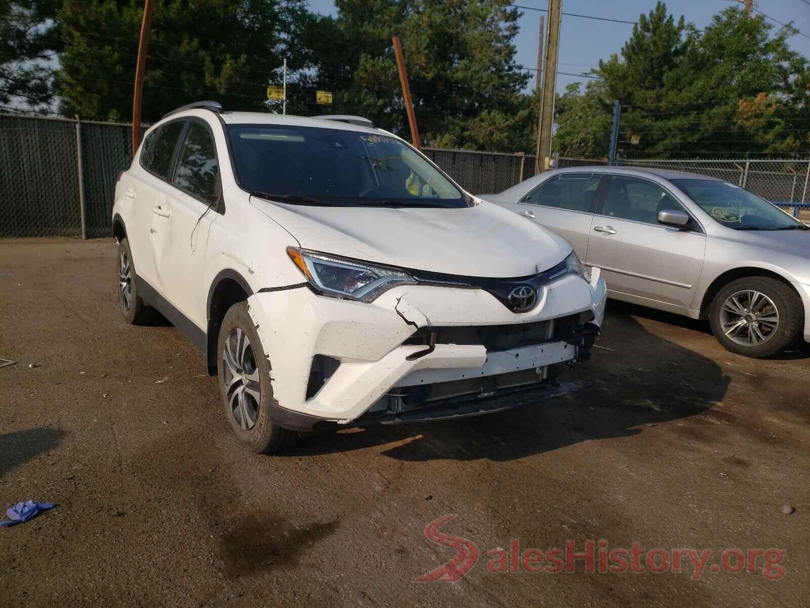 JTMBFREV9JJ253331 2018 TOYOTA RAV4