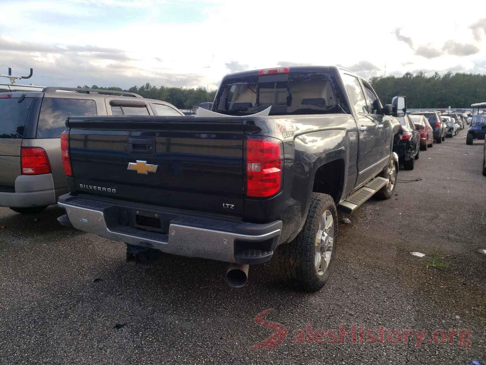 1GC1KWEY2JF244375 2018 CHEVROLET SILVERADO