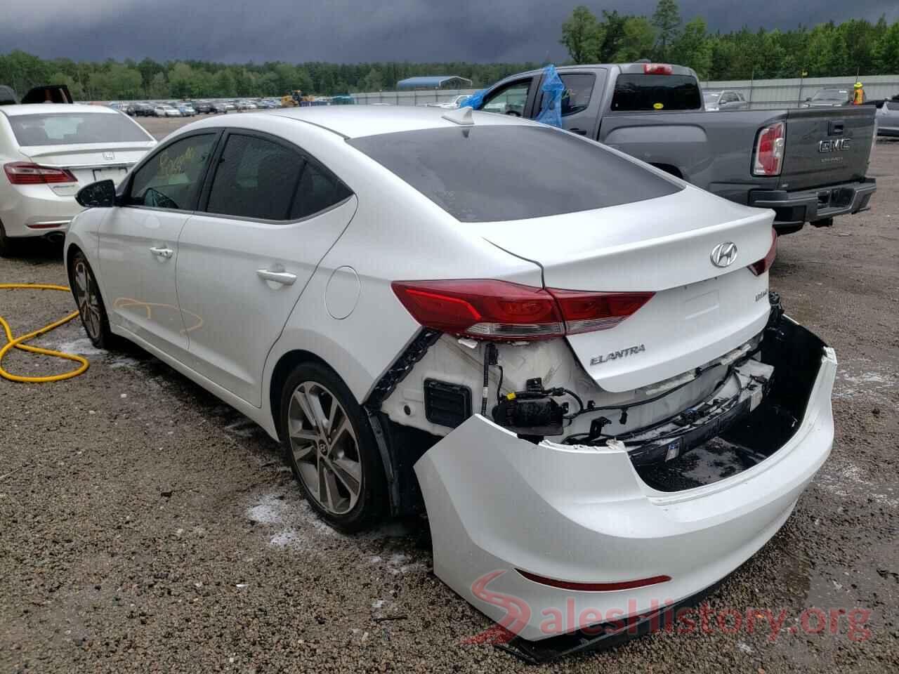 5NPD84LFXJH289555 2018 HYUNDAI ELANTRA