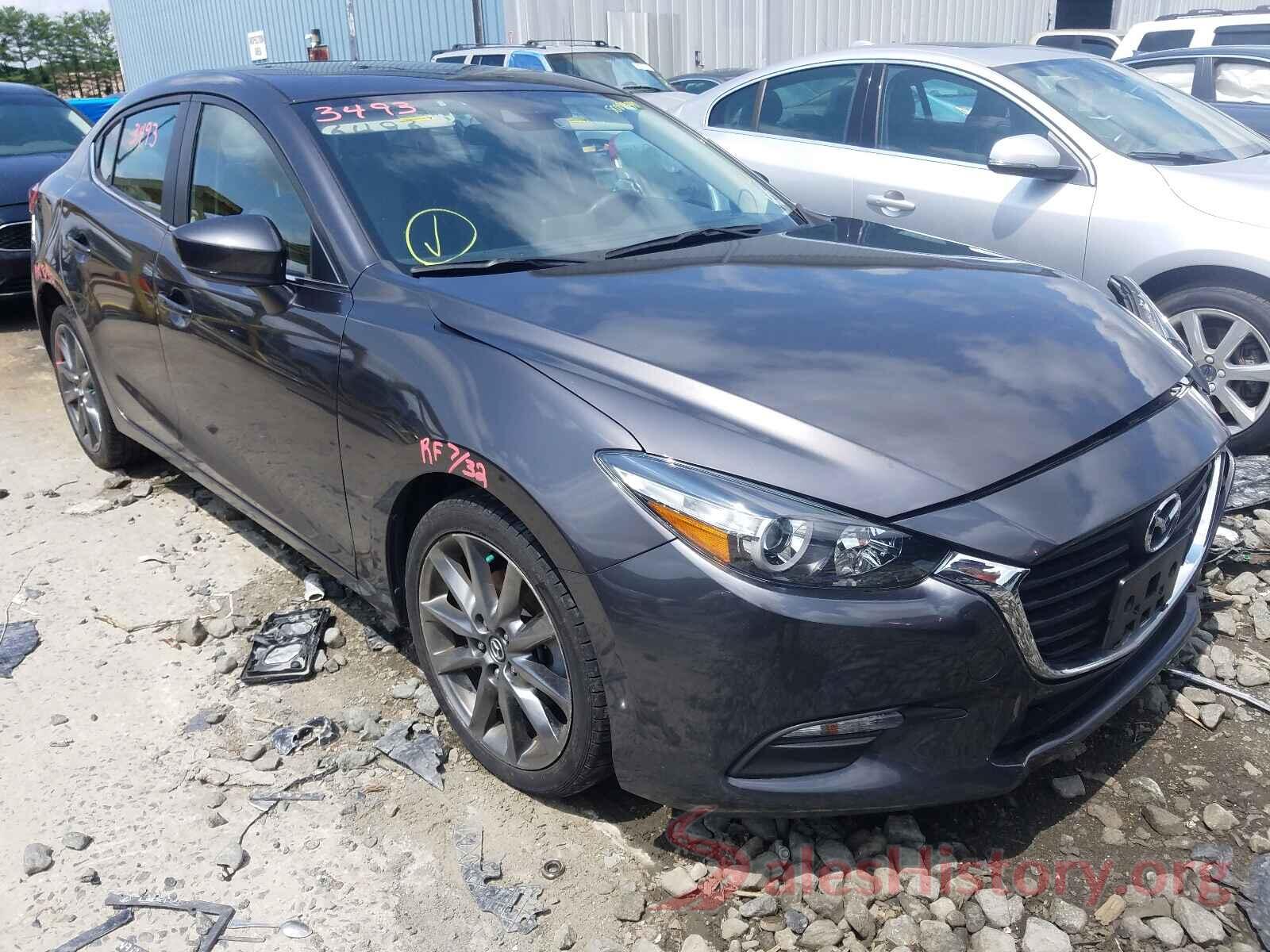 3MZBN1V35JM265124 2018 MAZDA 3