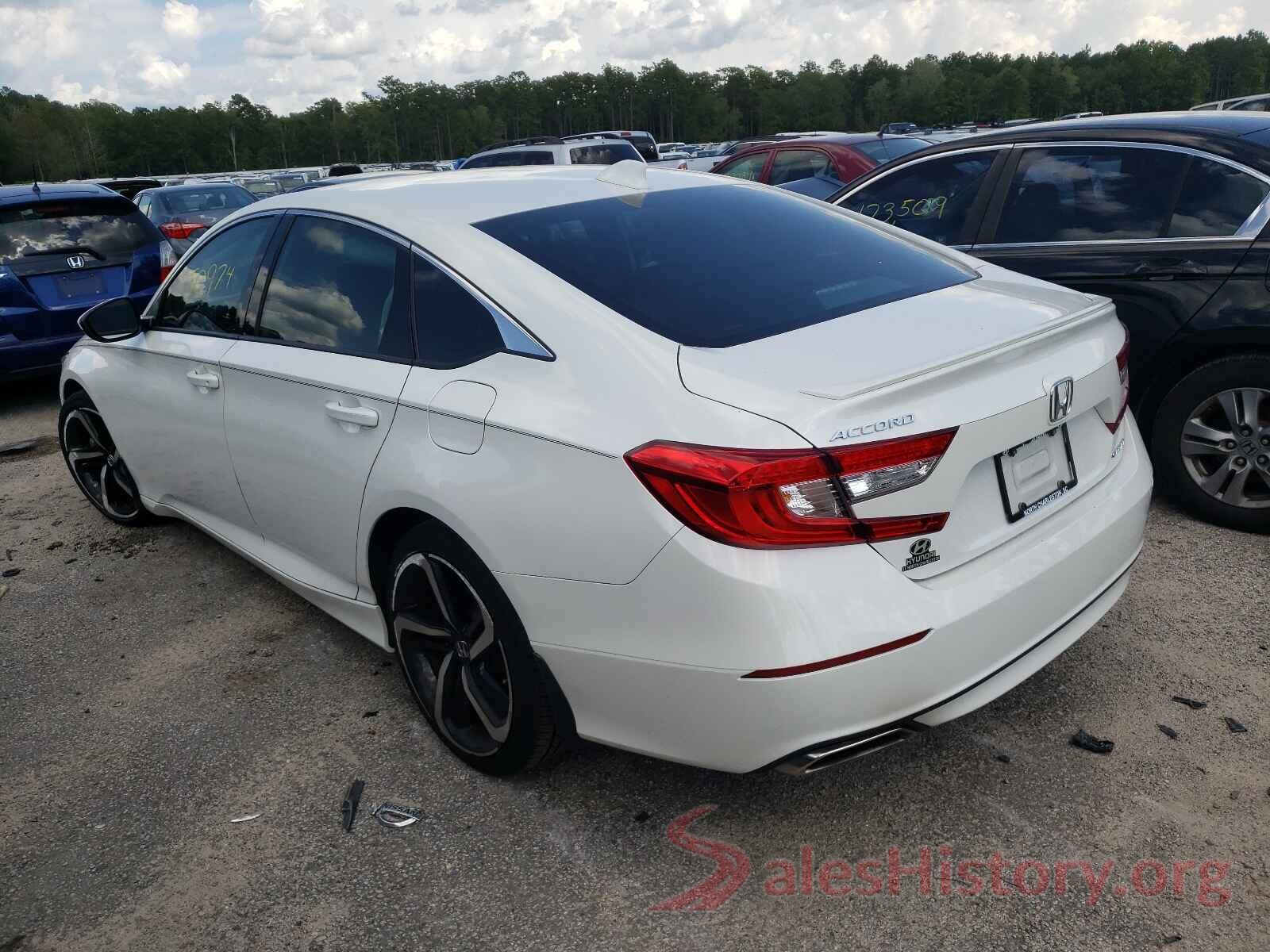 1HGCV1F32JA157113 2018 HONDA ACCORD