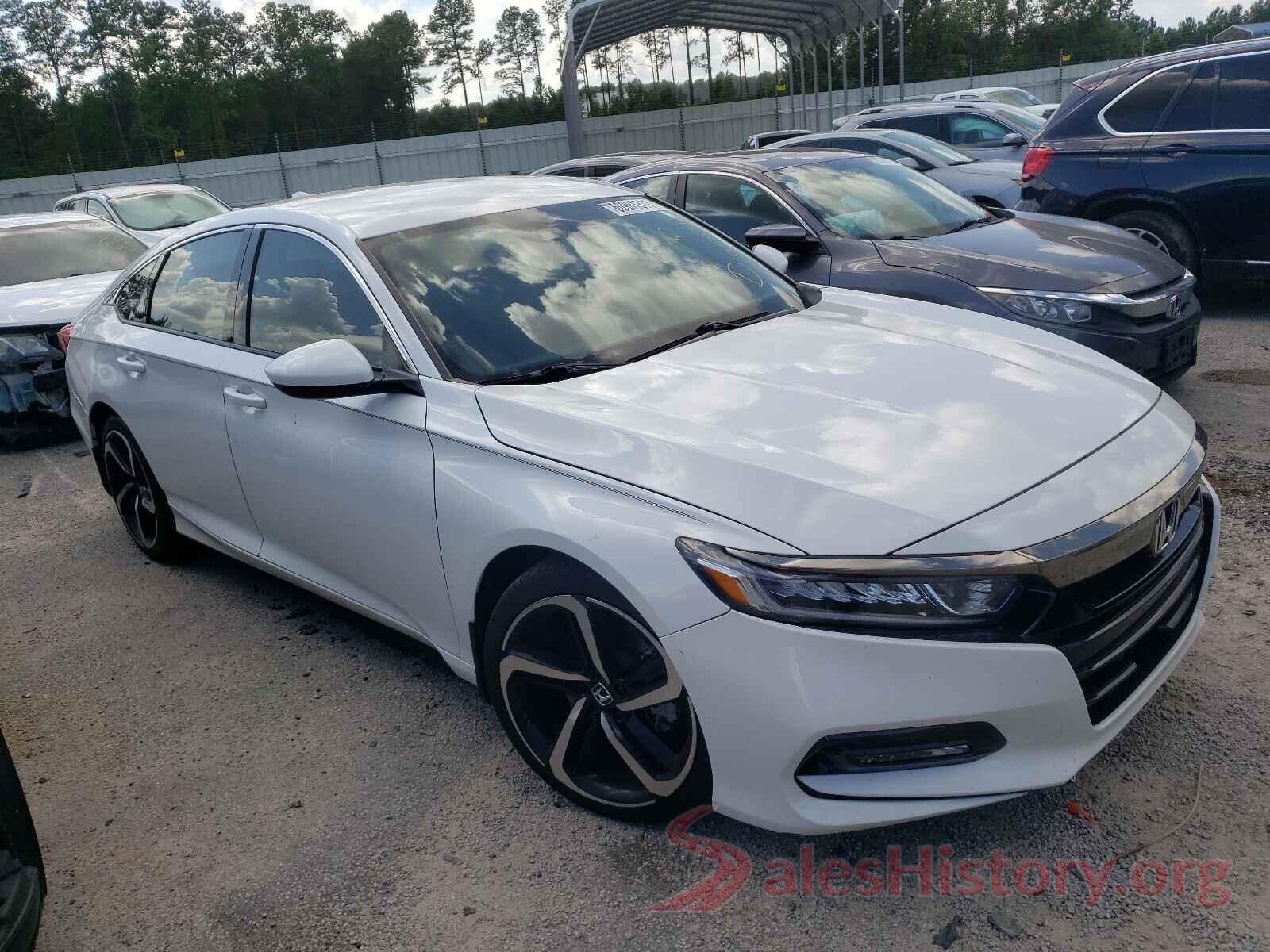 1HGCV1F32JA157113 2018 HONDA ACCORD