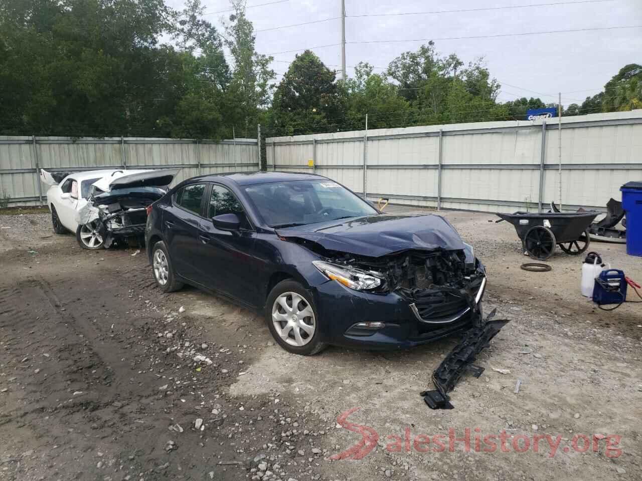 3MZBN1U73JM215939 2018 MAZDA 3