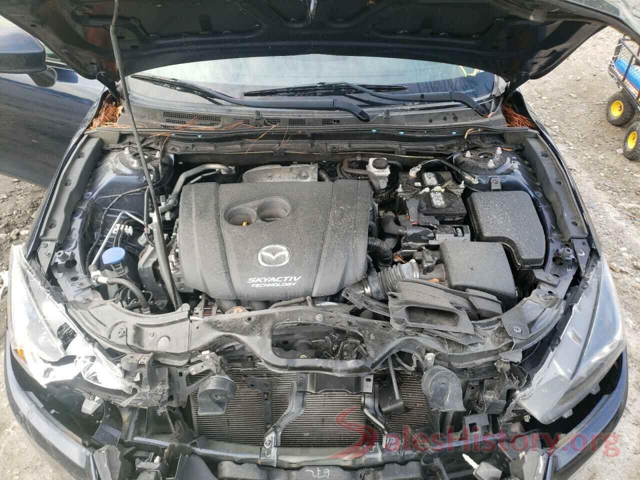 3MZBN1U73JM215939 2018 MAZDA 3