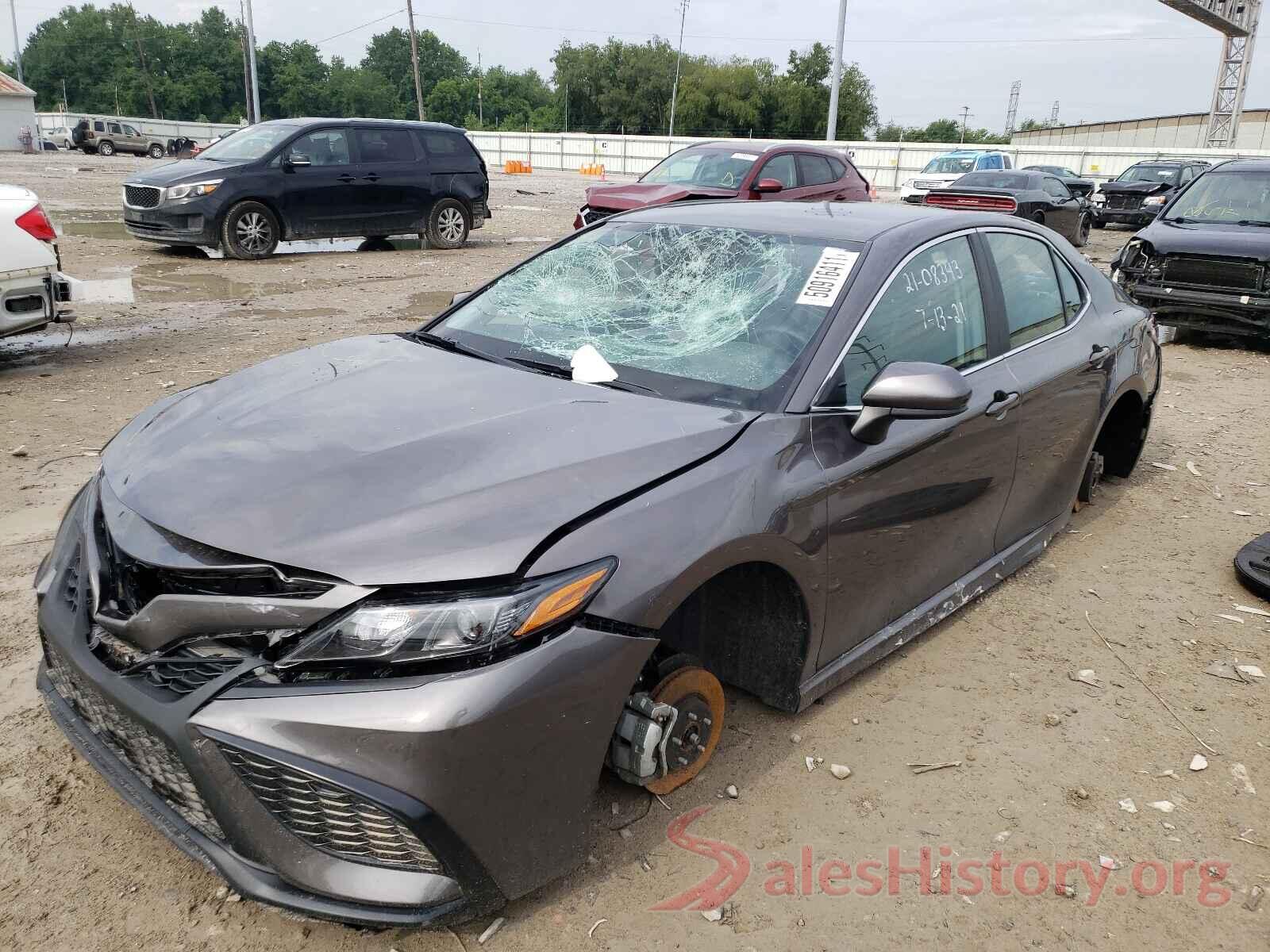 4T1G11AK7MU405624 2021 TOYOTA CAMRY