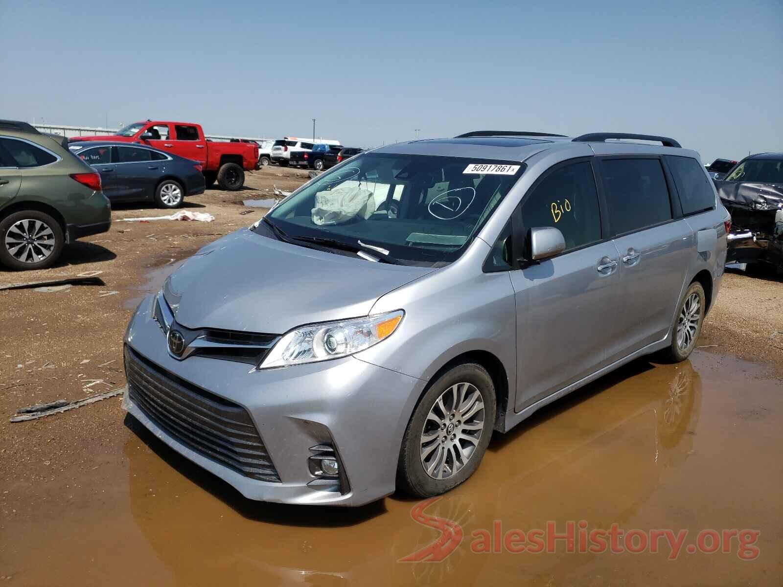 5TDYZ3DC2JS964550 2018 TOYOTA SIENNA