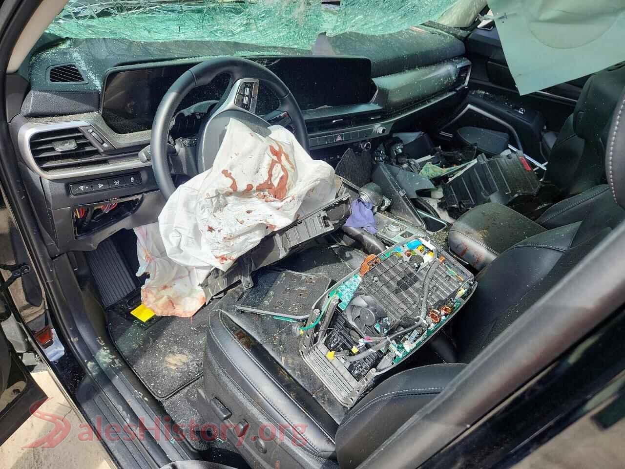 2025 KIA TELLURIDE VIN 5XYP6DGC0SG682217, interior dashboard