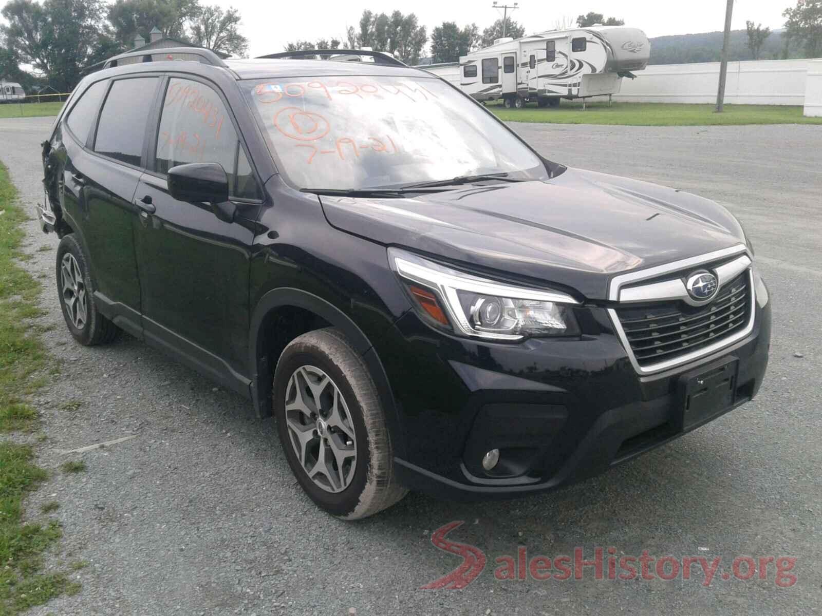 JF2SKAGC9LH499008 2020 SUBARU FORESTER