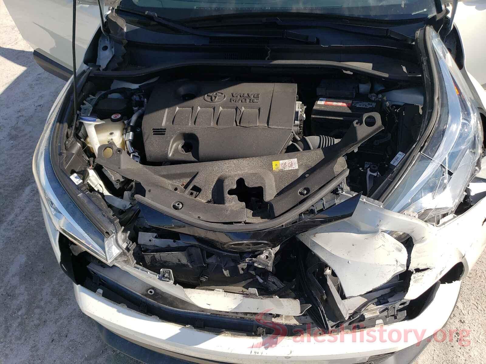 NMTKHMBXXJR011684 2018 TOYOTA C-HR