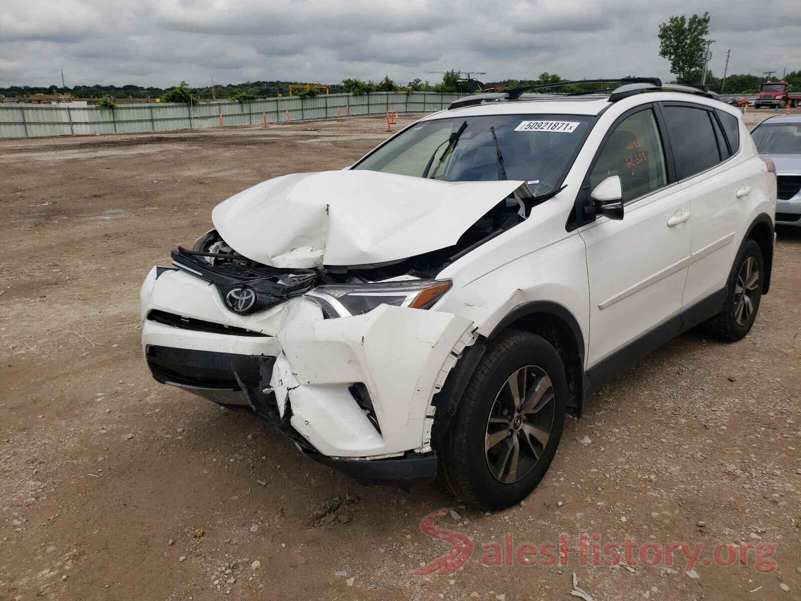 JTMRFREV0HJ126962 2017 TOYOTA RAV4