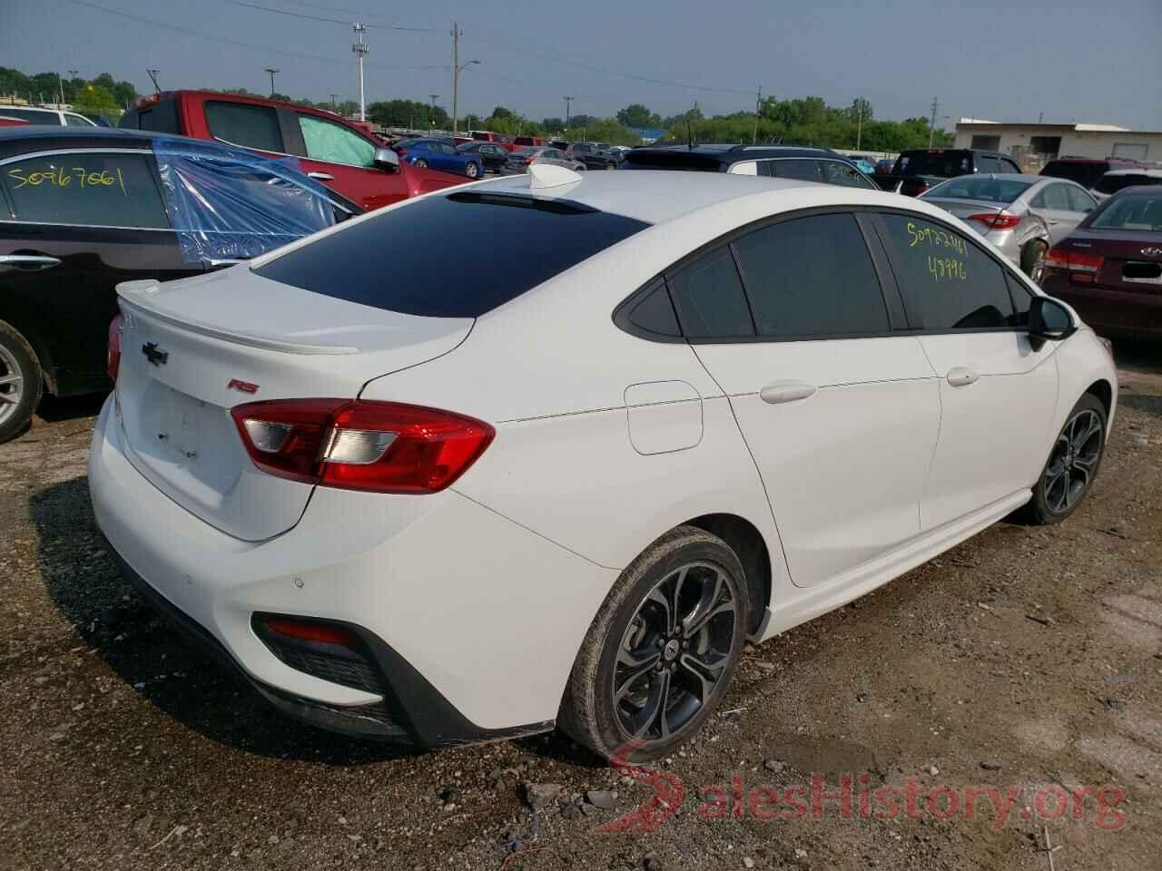 1G1BE5SMXK7132869 2019 CHEVROLET CRUZE