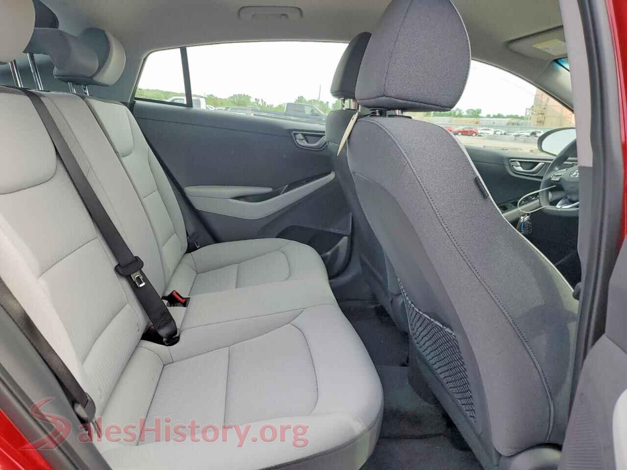 2022 HYUNDAI IONIQ VIN KMHC65LC2NU276772, odometer mileage