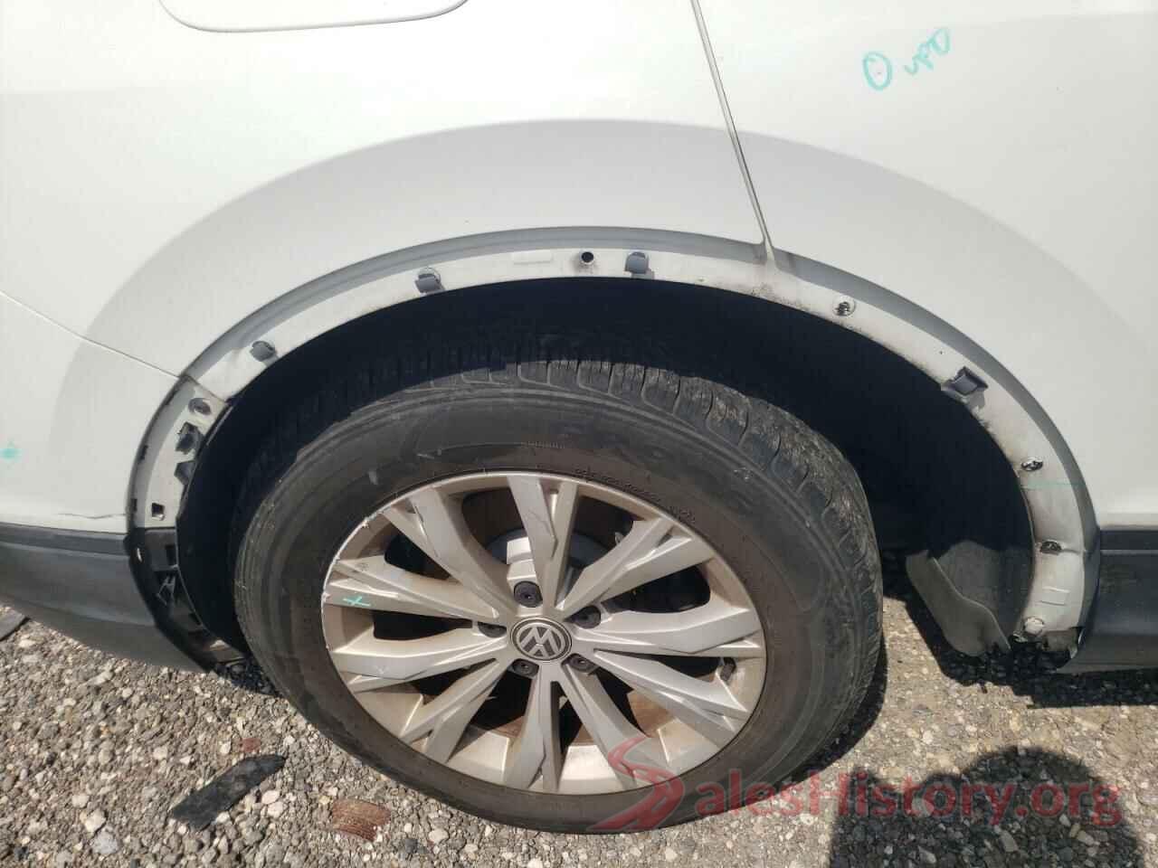 3VV1B7AX9JM069899 2018 VOLKSWAGEN TIGUAN