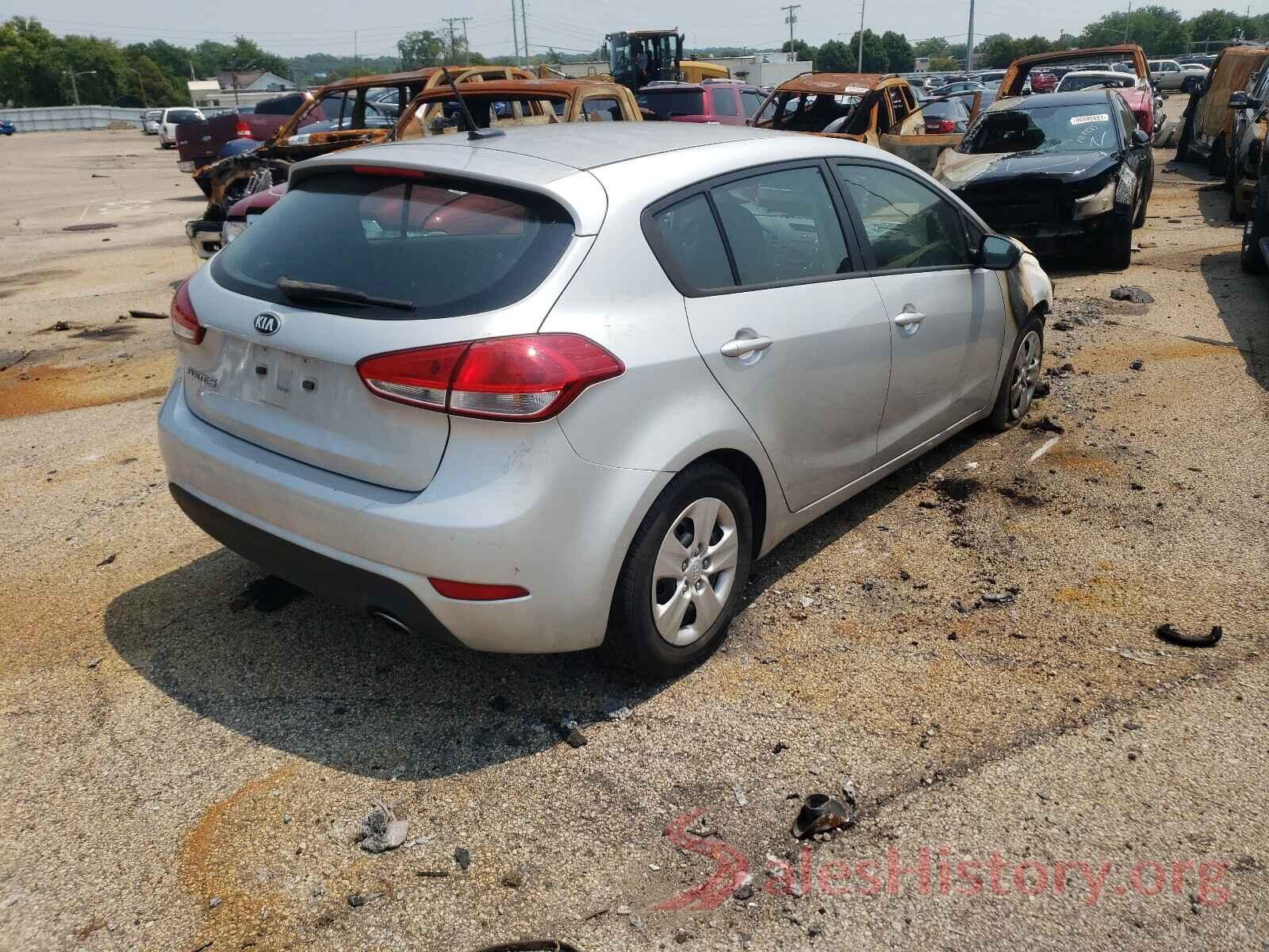 KNAFK5A89H5672978 2017 KIA FORTE