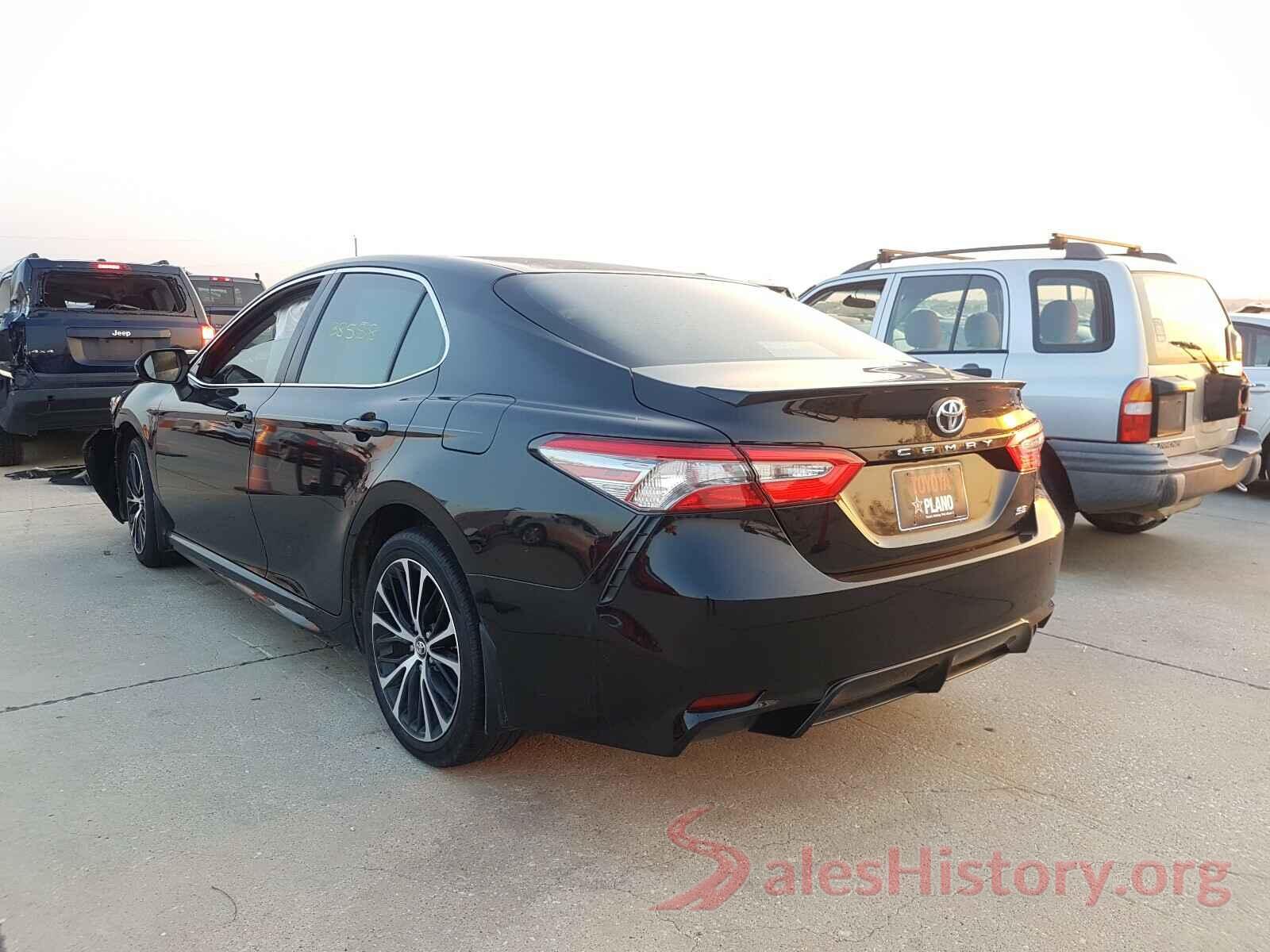 4T1B11HKXJU154528 2018 TOYOTA CAMRY