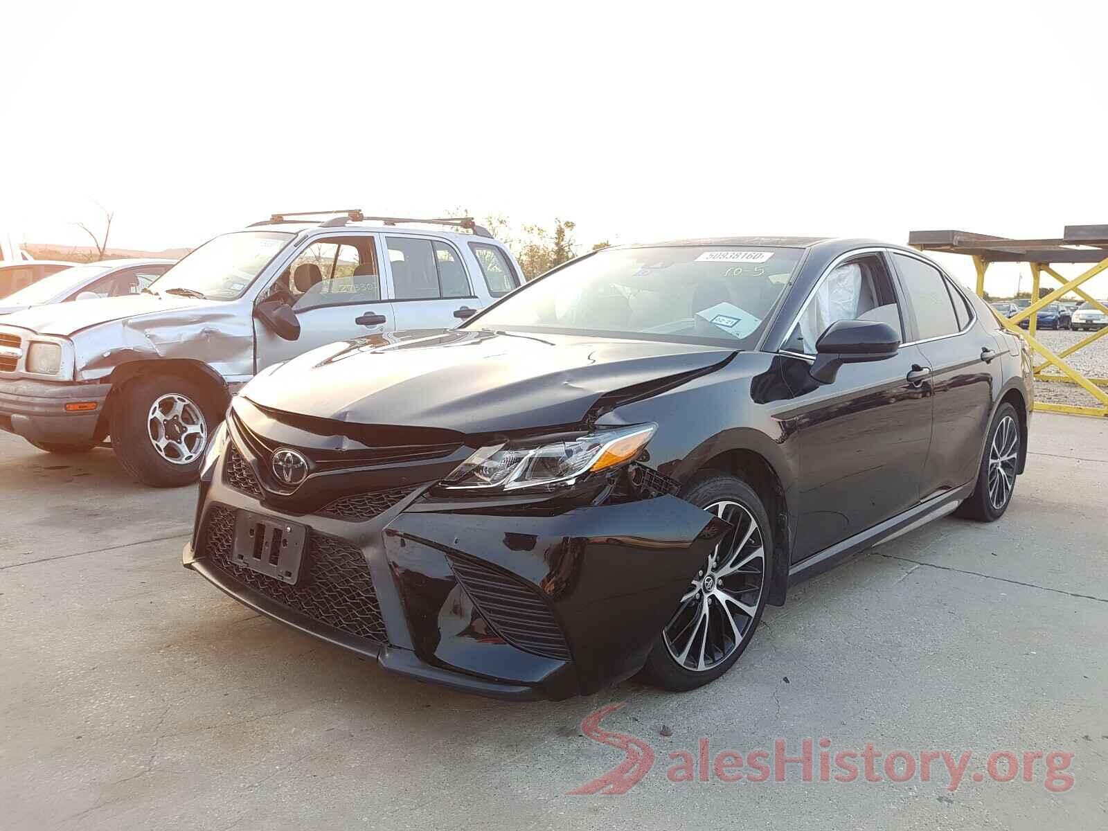 4T1B11HKXJU154528 2018 TOYOTA CAMRY