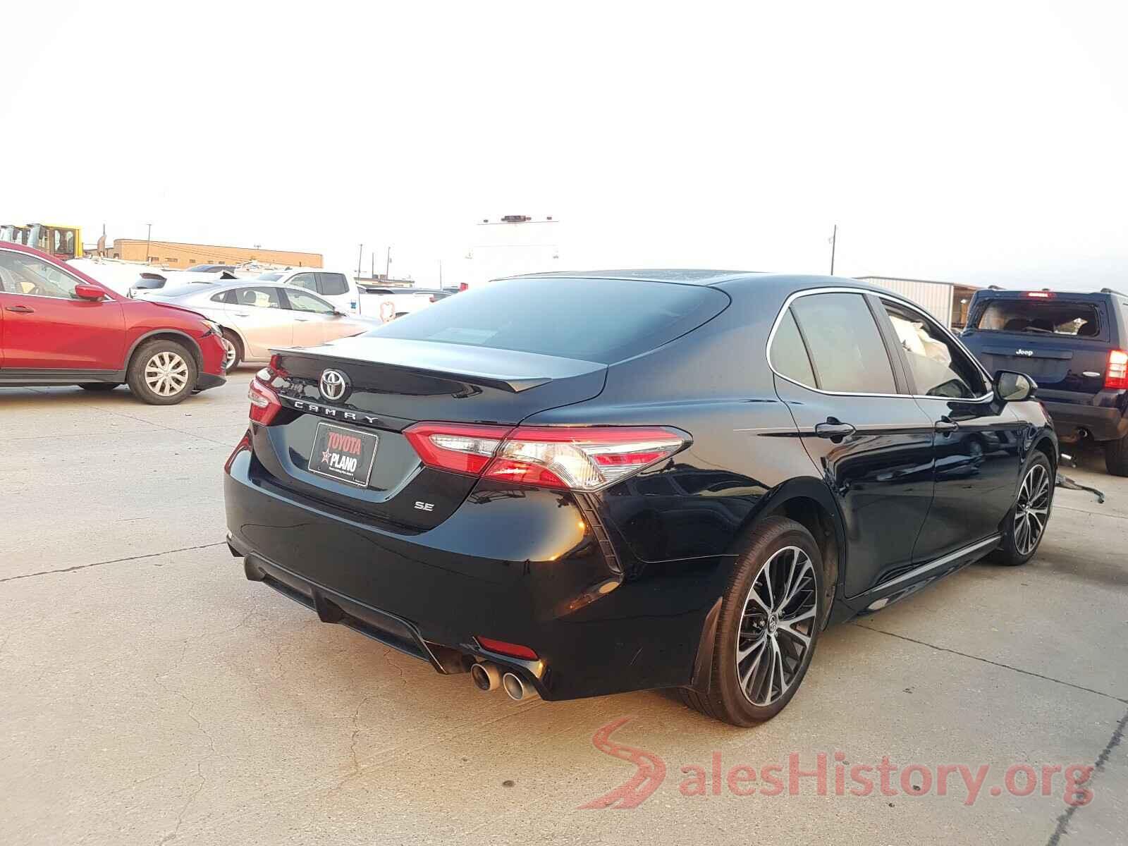 4T1B11HKXJU154528 2018 TOYOTA CAMRY