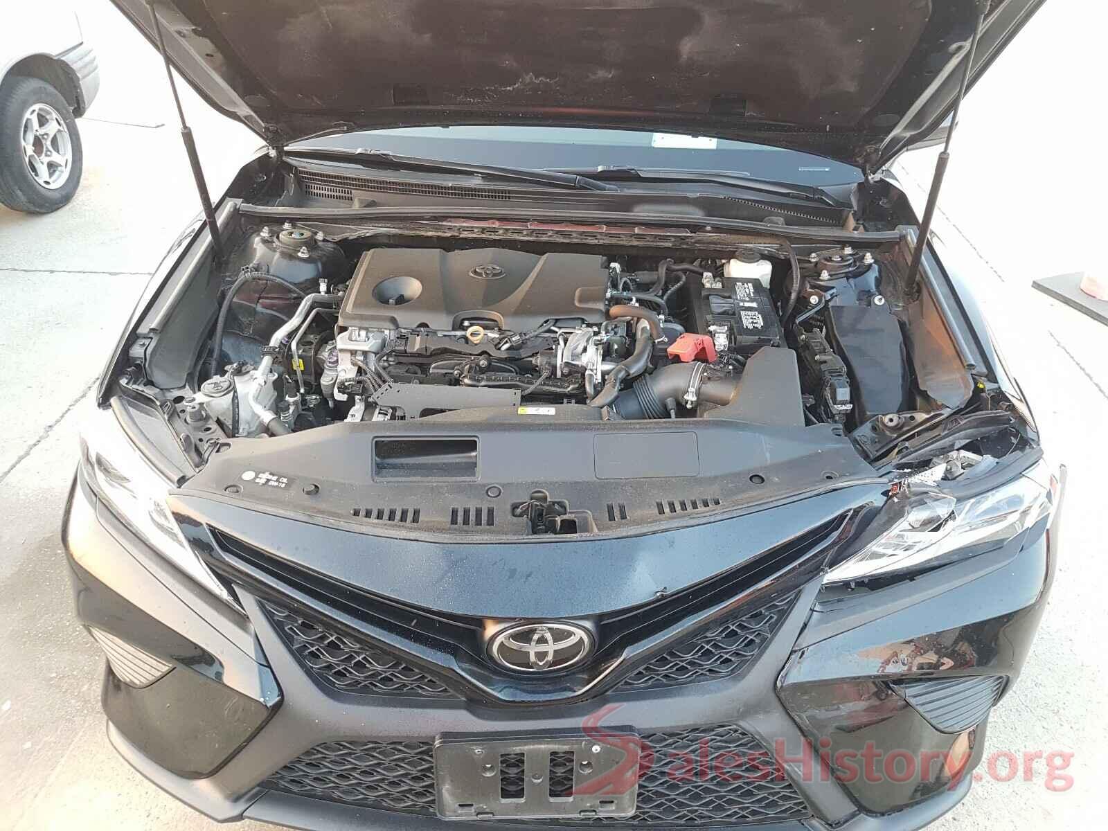 4T1B11HKXJU154528 2018 TOYOTA CAMRY