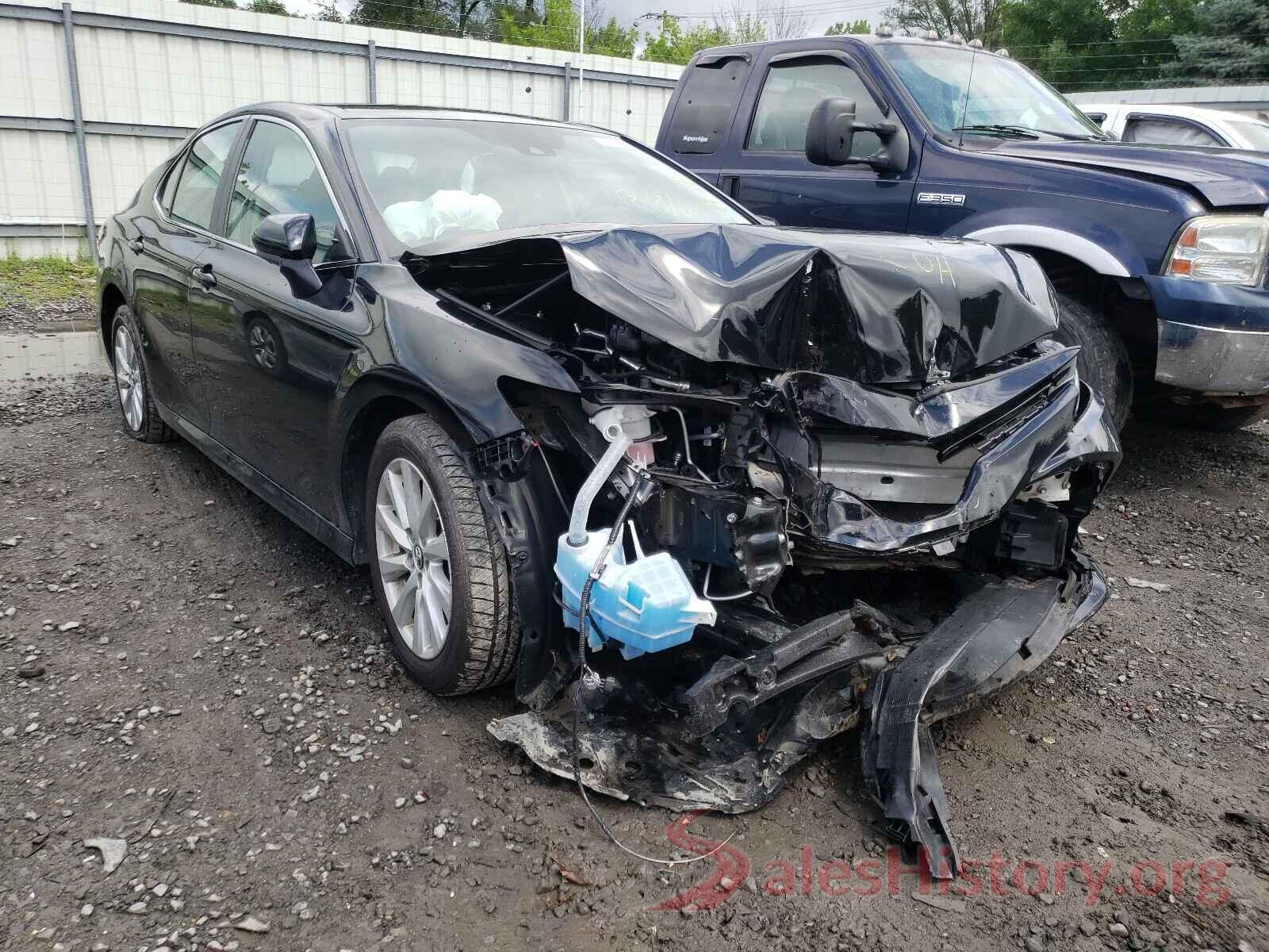 4T1B11HK2KU767518 2019 TOYOTA CAMRY