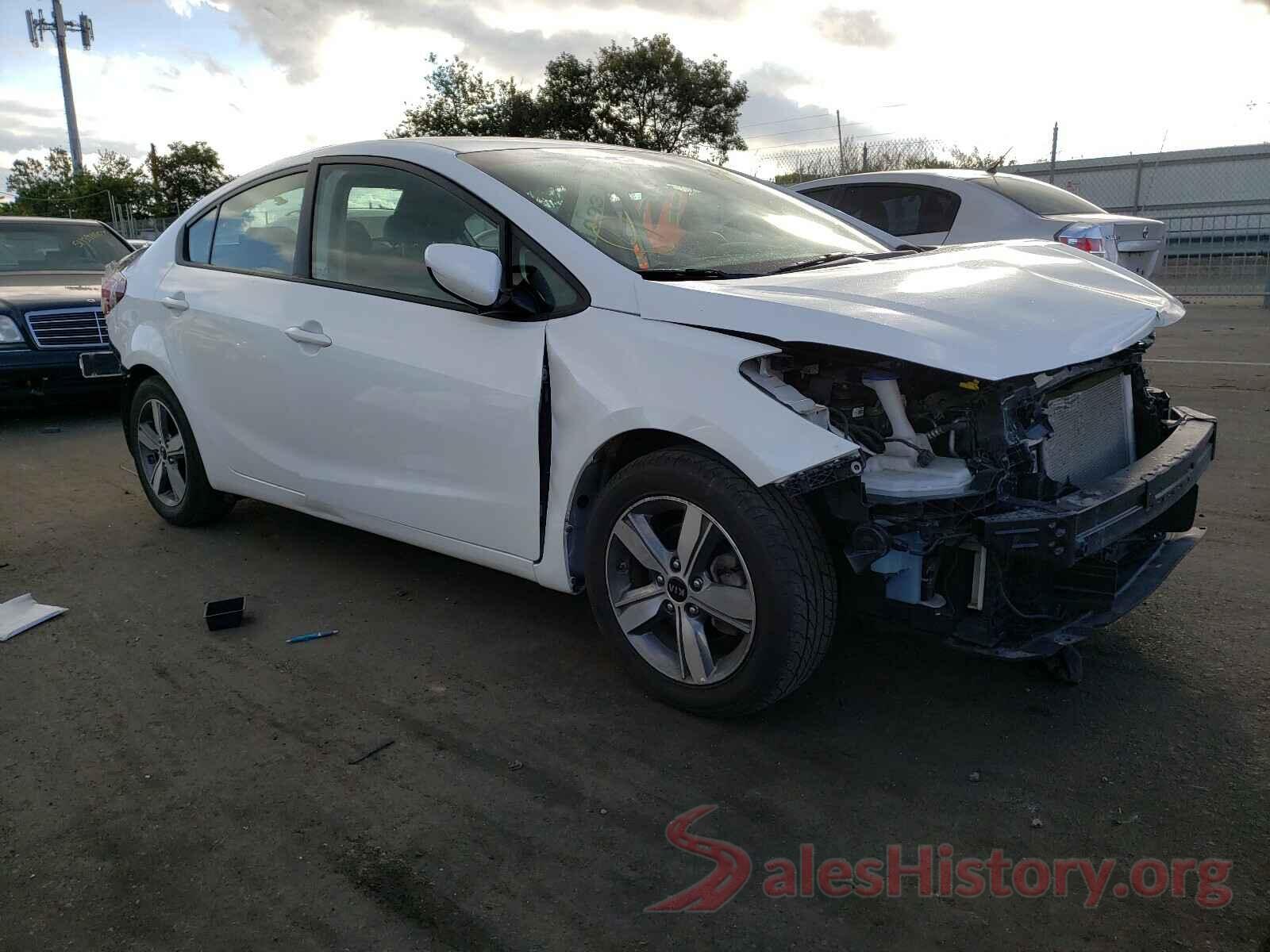 3KPFL4A79JE171147 2018 KIA FORTE