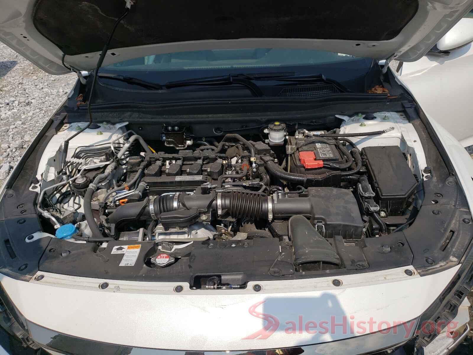 1HGCV1F3XJA262577 2018 HONDA ACCORD