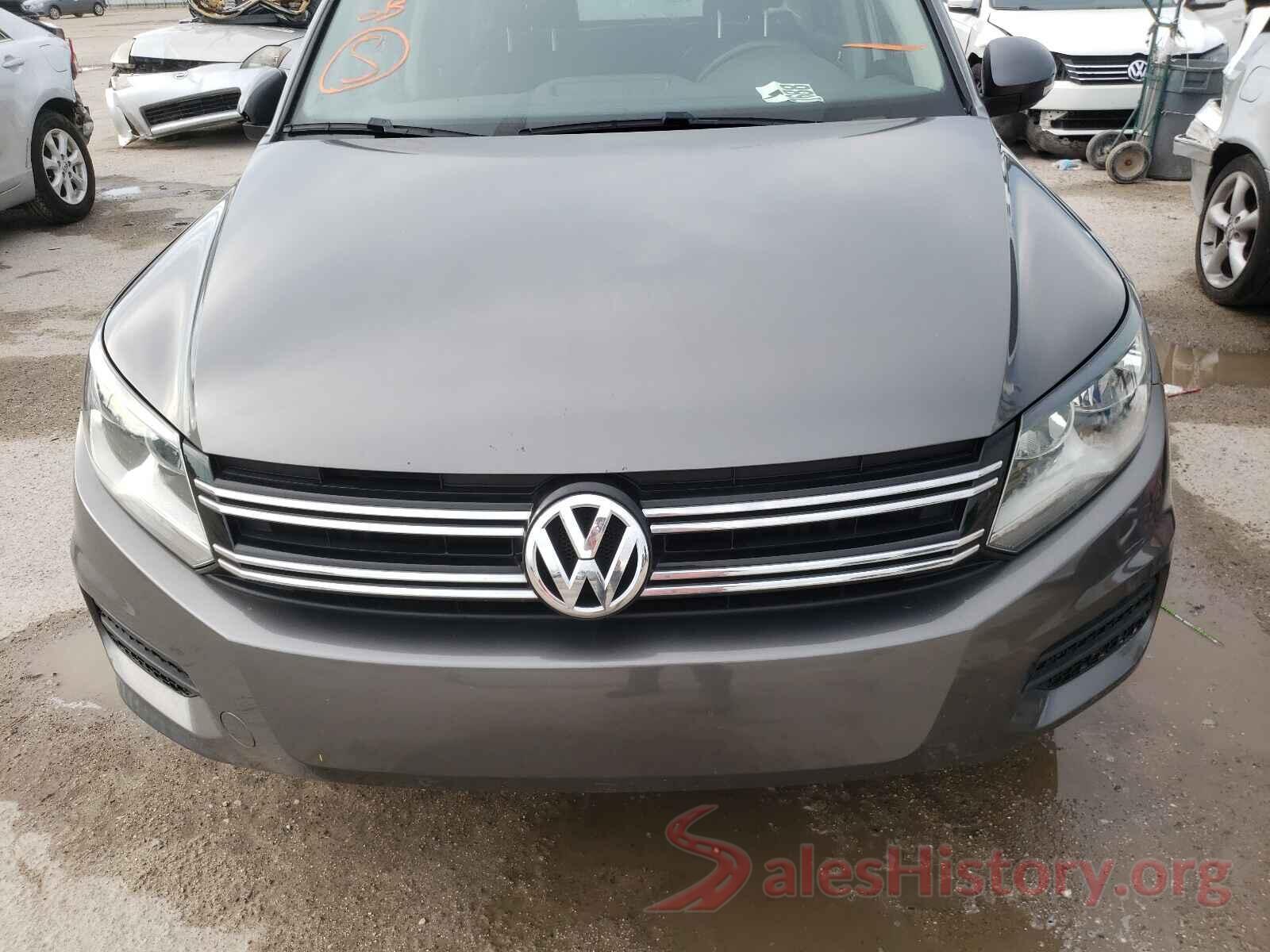 WVGAV7AX4GW527214 2016 VOLKSWAGEN TIGUAN