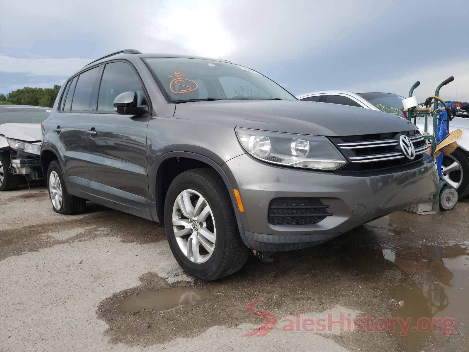 WVGAV7AX4GW527214 2016 VOLKSWAGEN TIGUAN