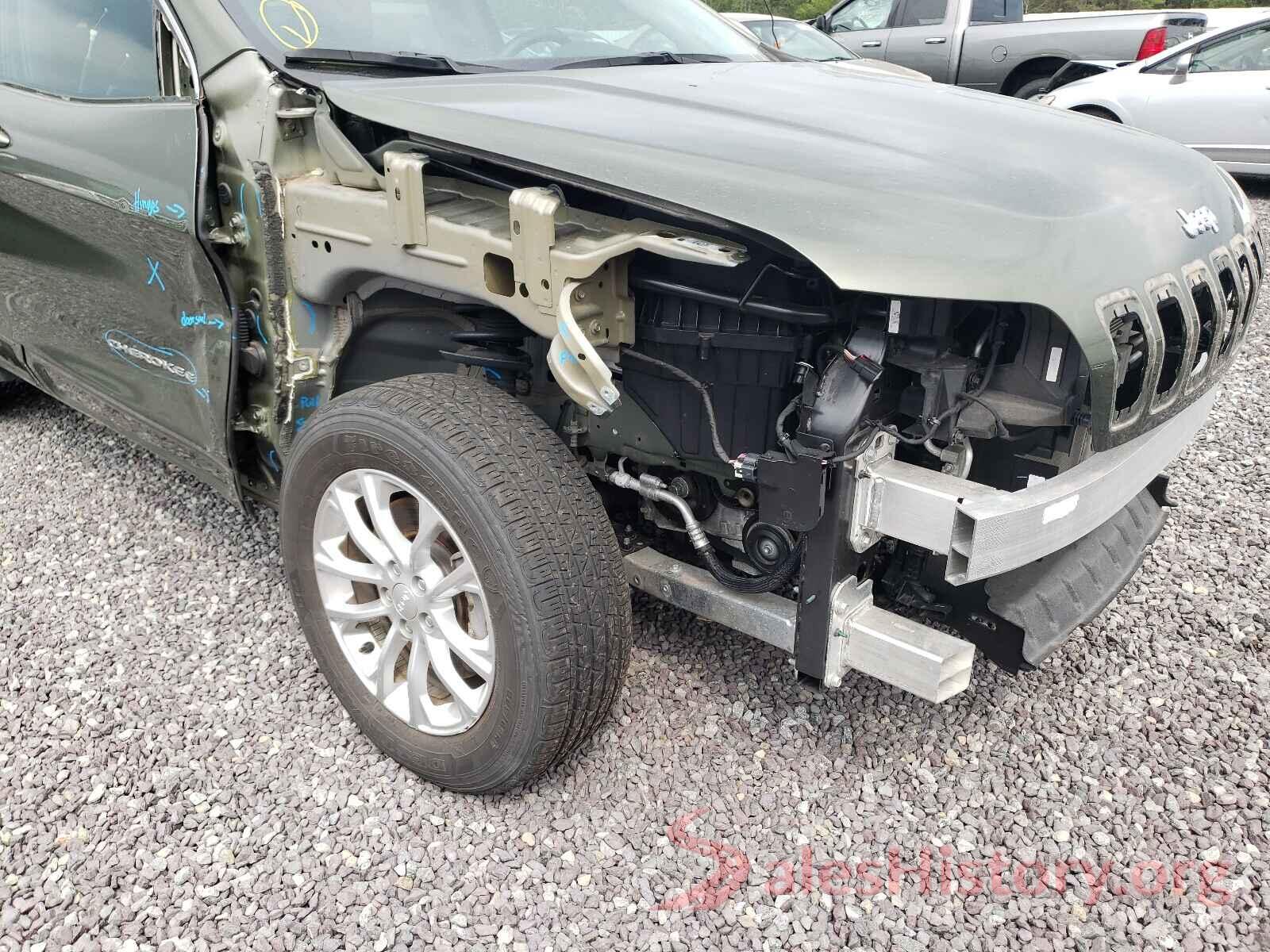 1C4PJMCB0KD107481 2019 JEEP CHEROKEE