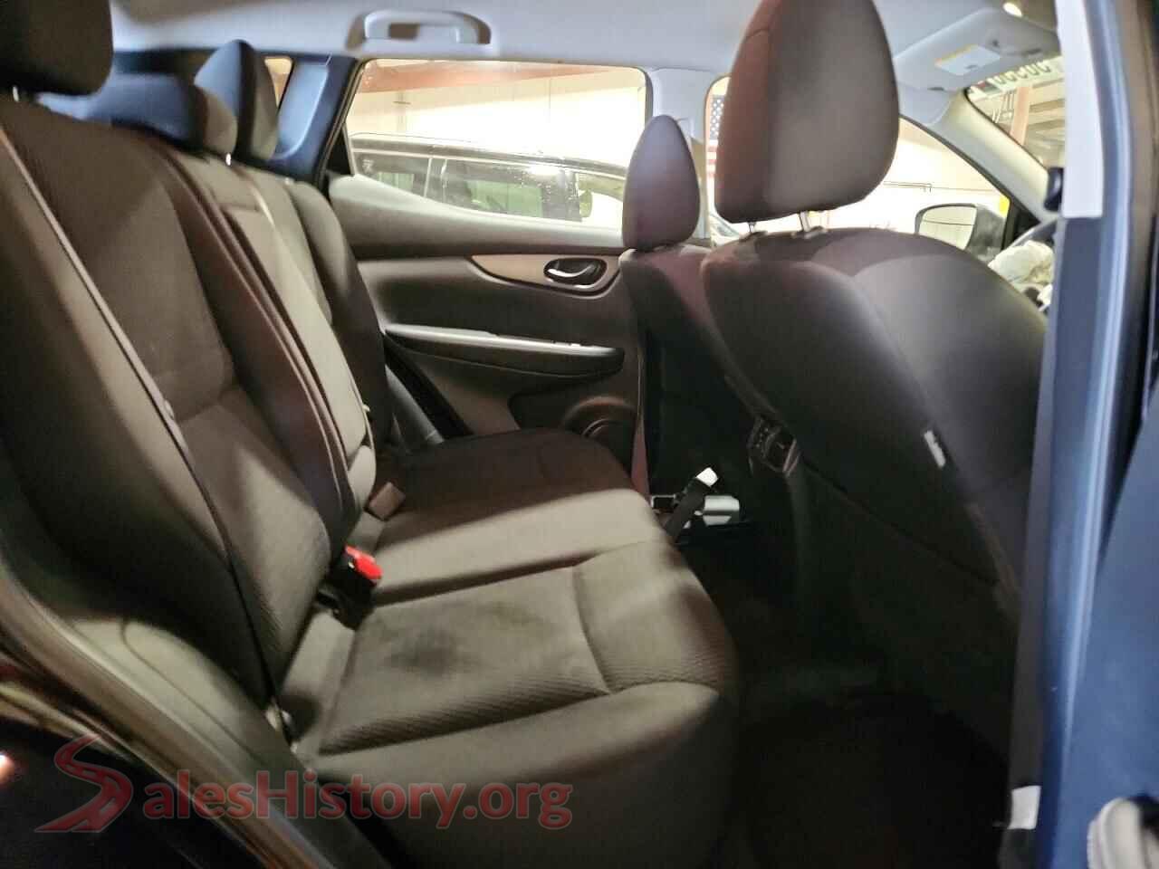 2019 NISSAN ROGUE VIN JN1BJ1CR1KW620915, VIN plate