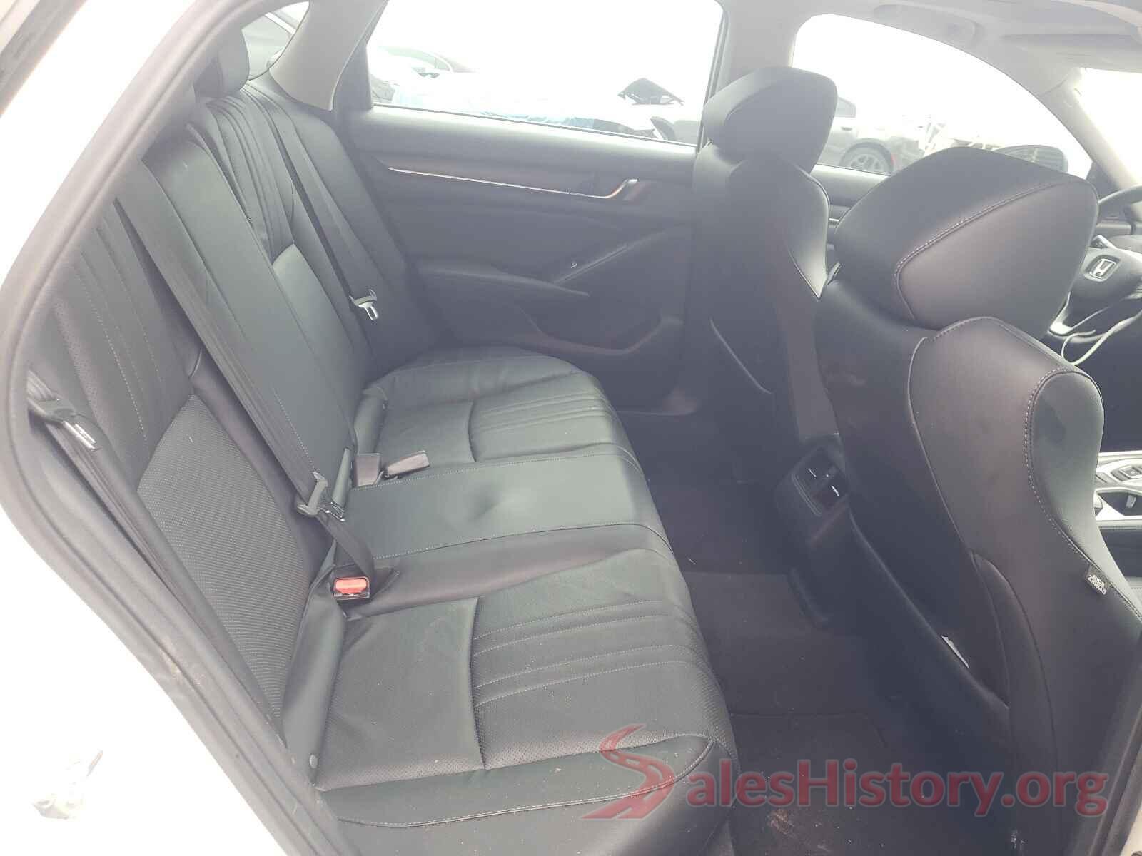 1HGCV2F59JA004655 2018 HONDA ACCORD