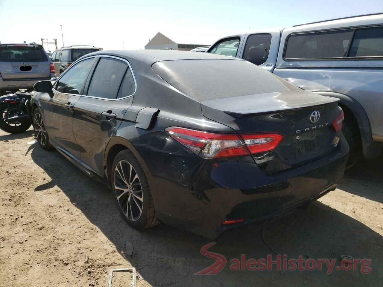 JTNB11HK0J3002330 2018 TOYOTA CAMRY